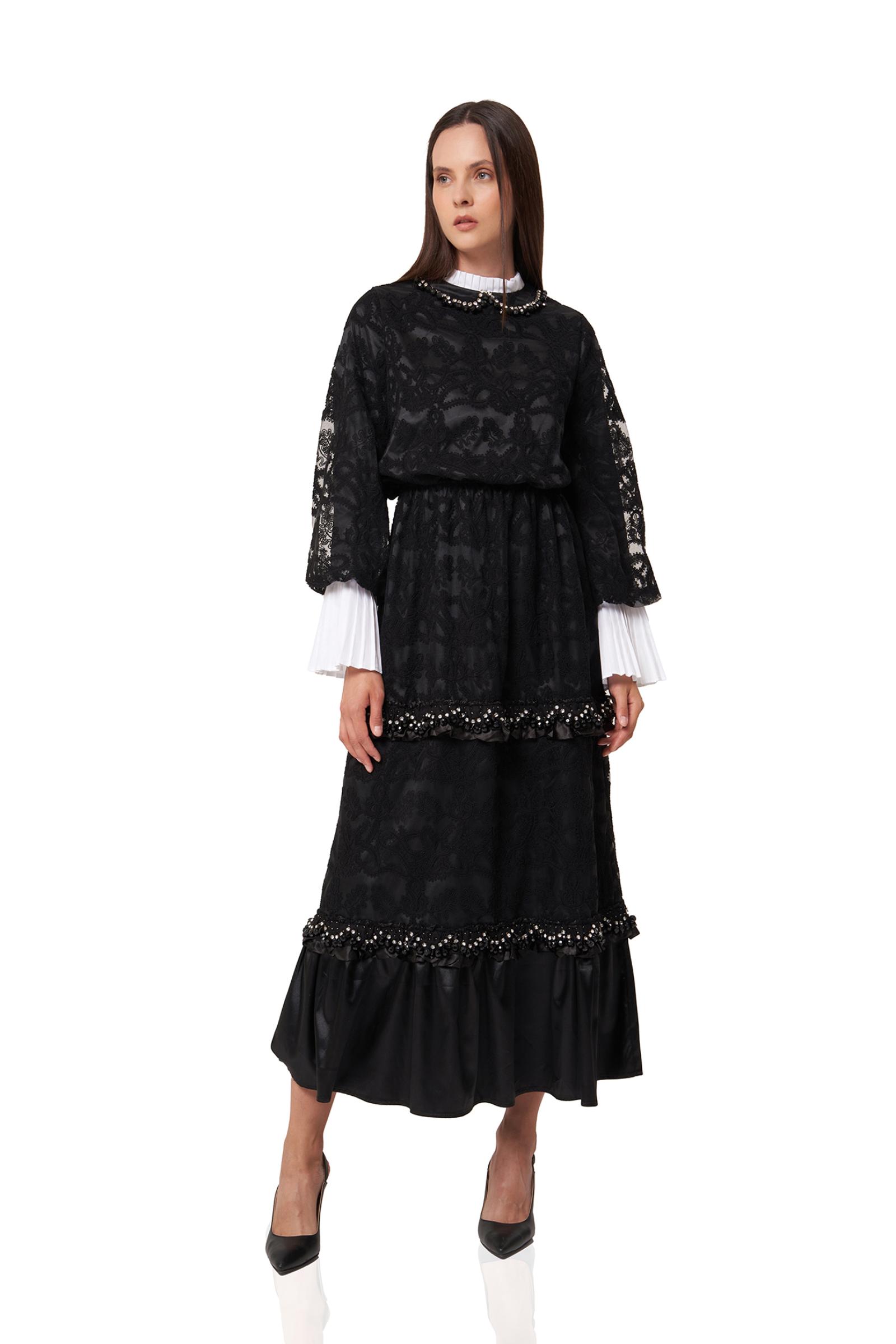 Kol Ucu Detaylı Siyah Dantel Kadın Elbise