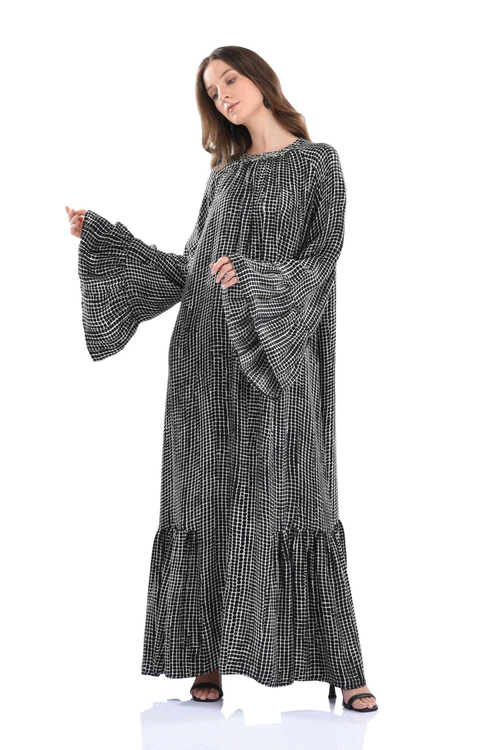 Taşlı Desenli Uzun Cupro Elbise