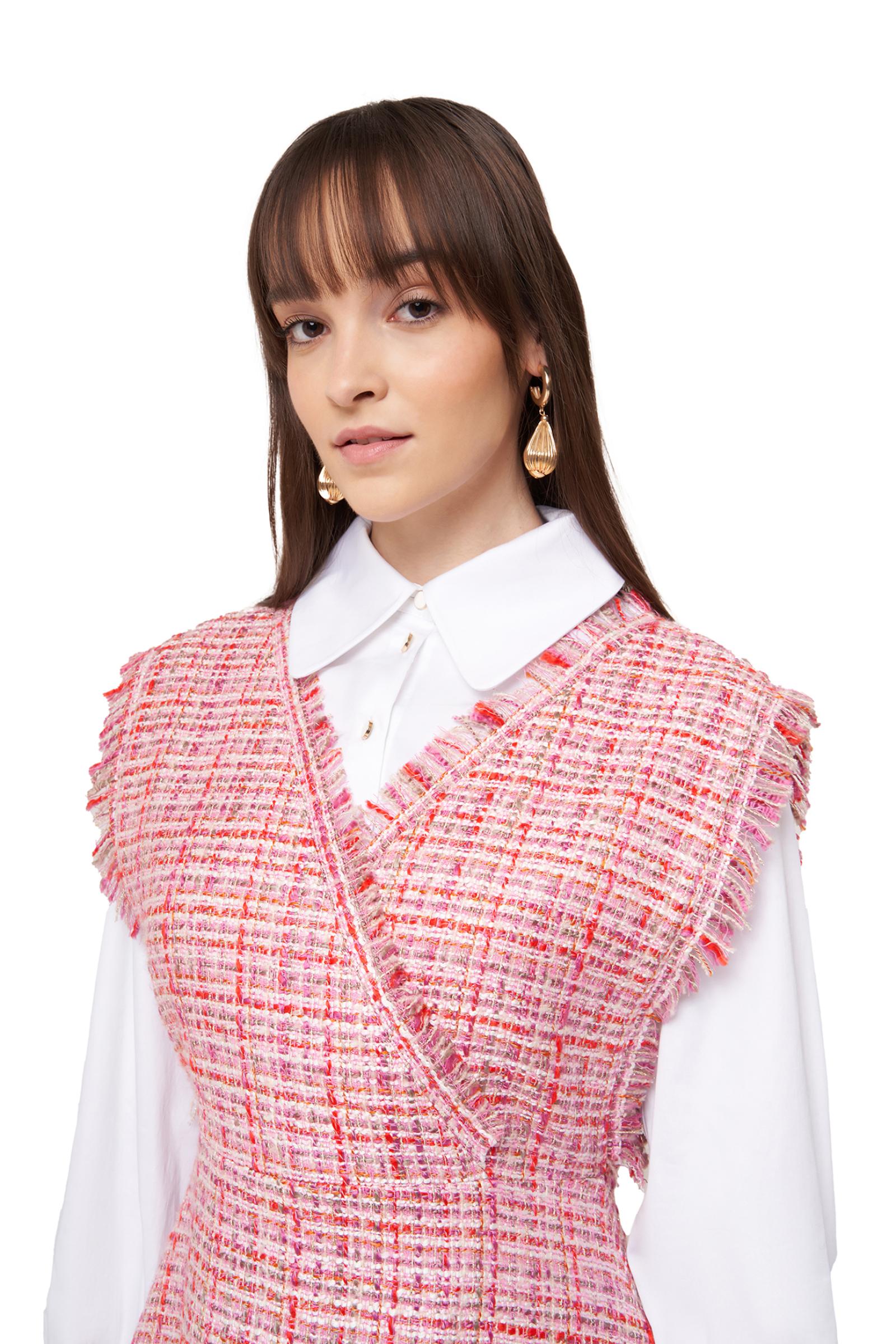 Yaka Detaylı Beyaz Pamuk Gömlek