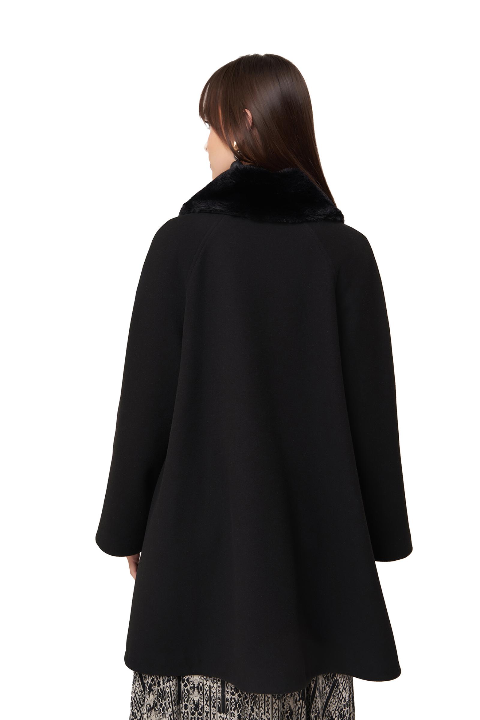 Yakası Kürklü Kaşe Kadın Kaban (SERİ 1.1.2)