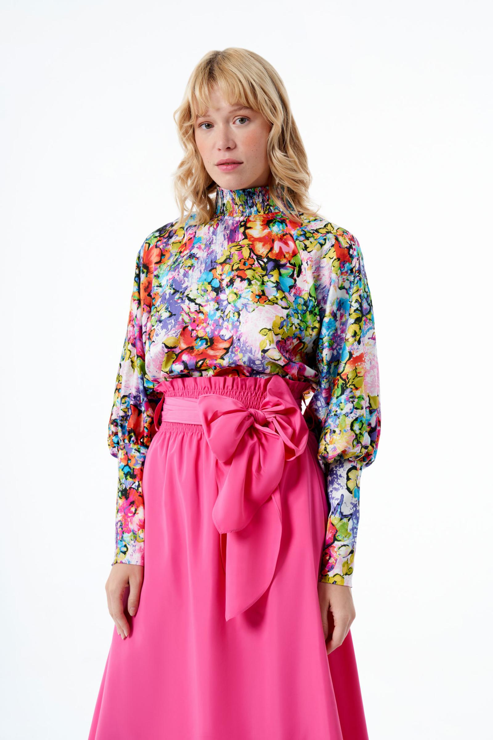 Uzun Manşetli Çiçekli Kadın Bluz (SERİ 1.1.2)