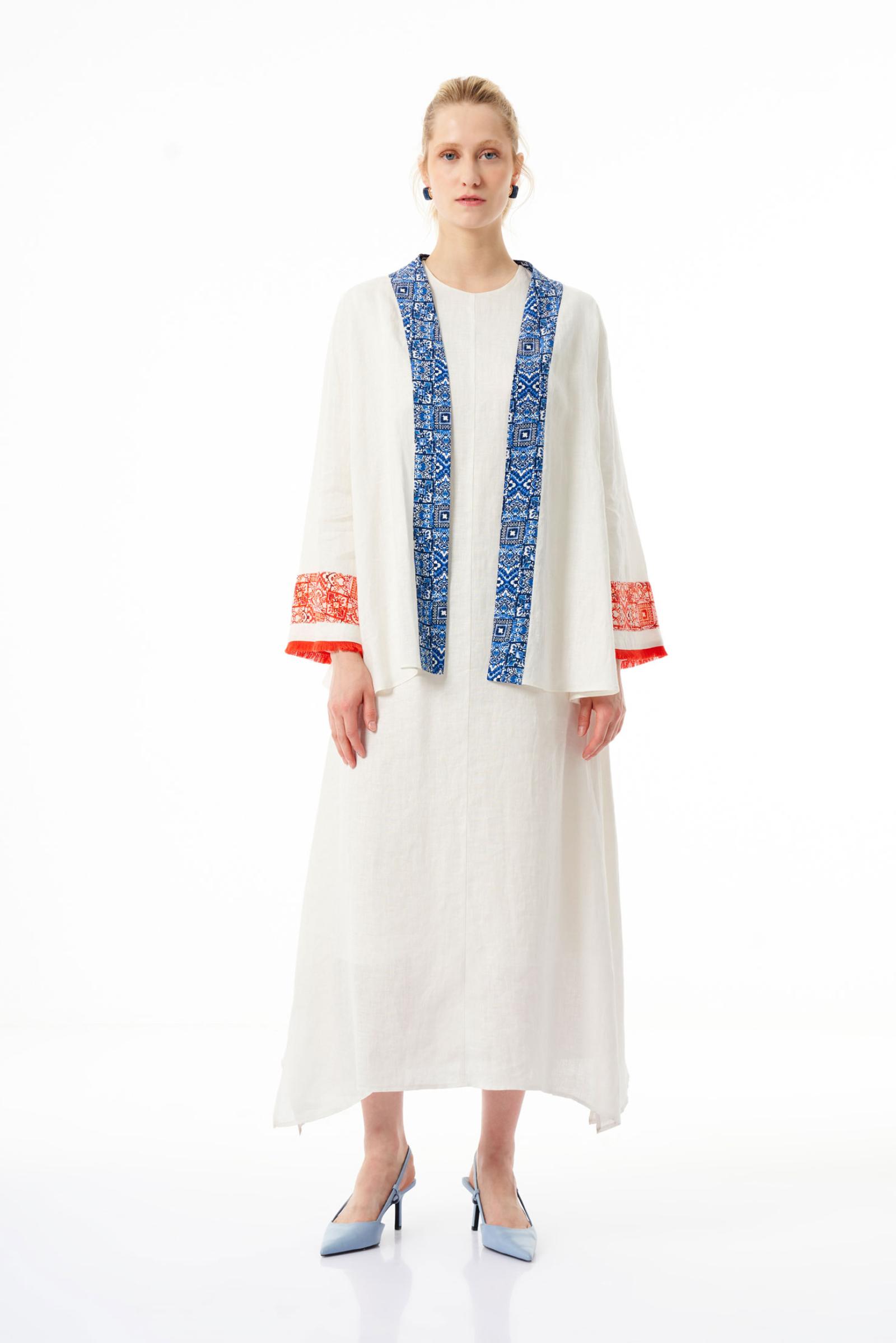 Etnik Detaylı Beyaz Kadın Keten Ceket