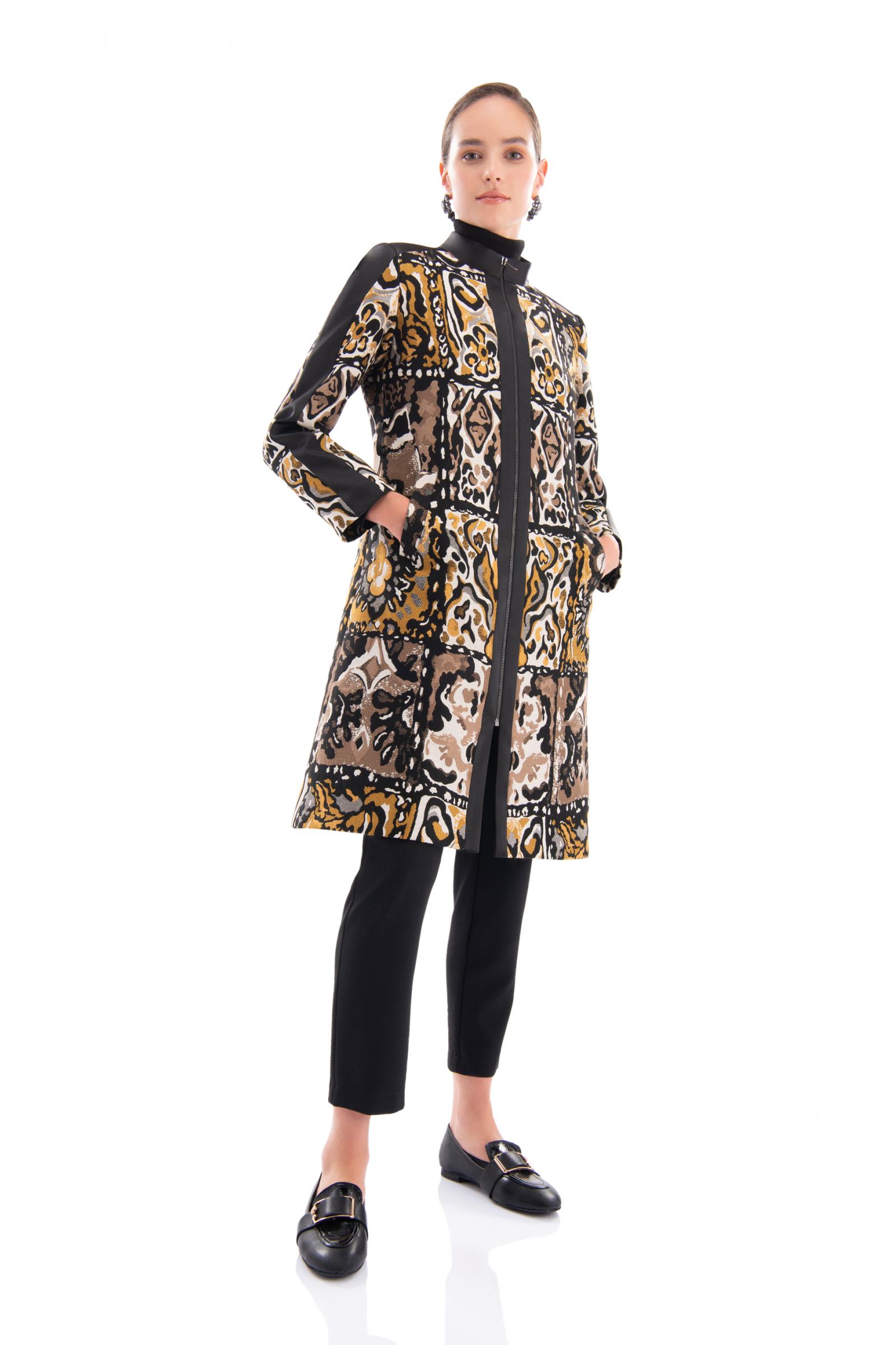 Fermuarlı Uzun Ceket