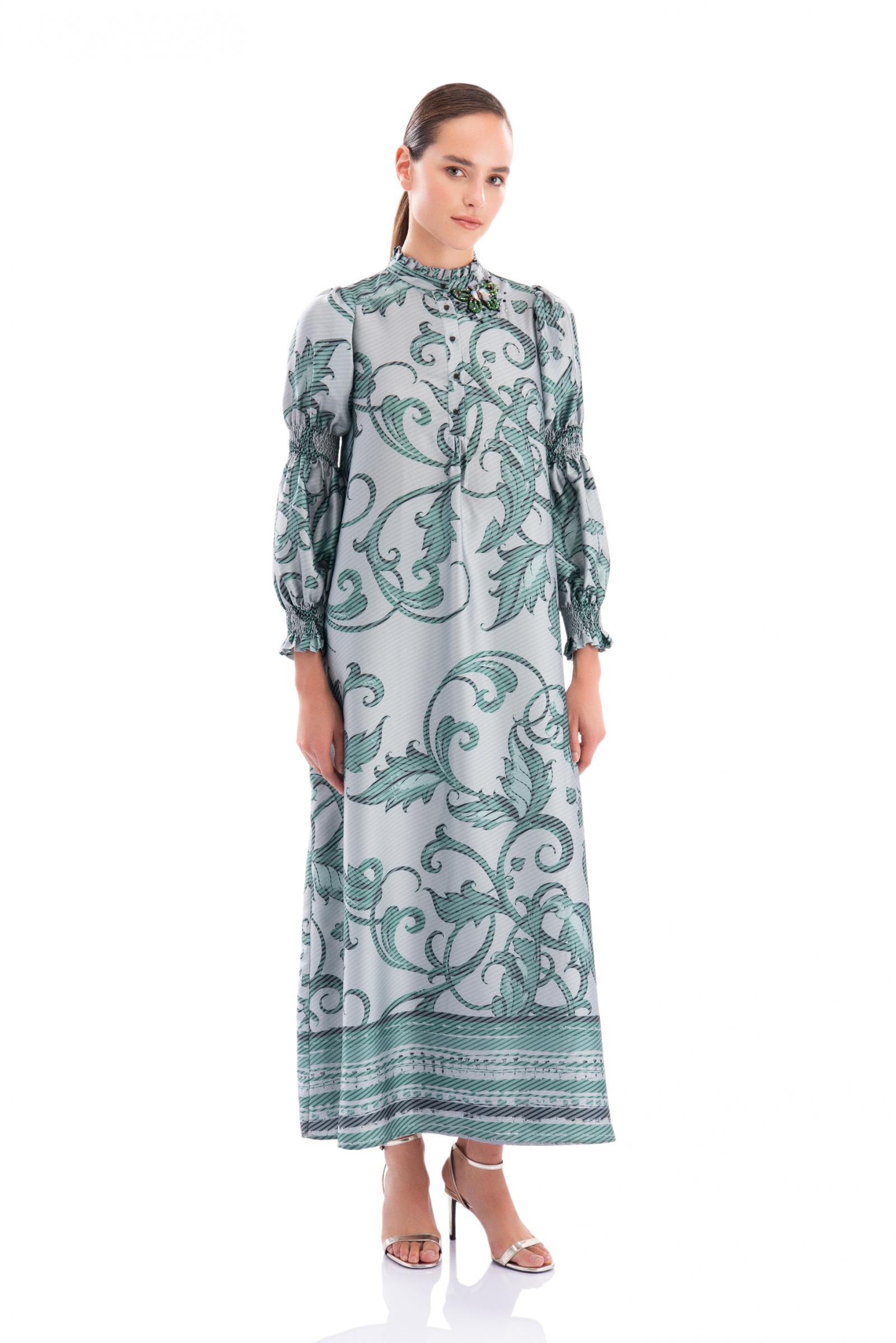 Kelebek Detaylı Elbise