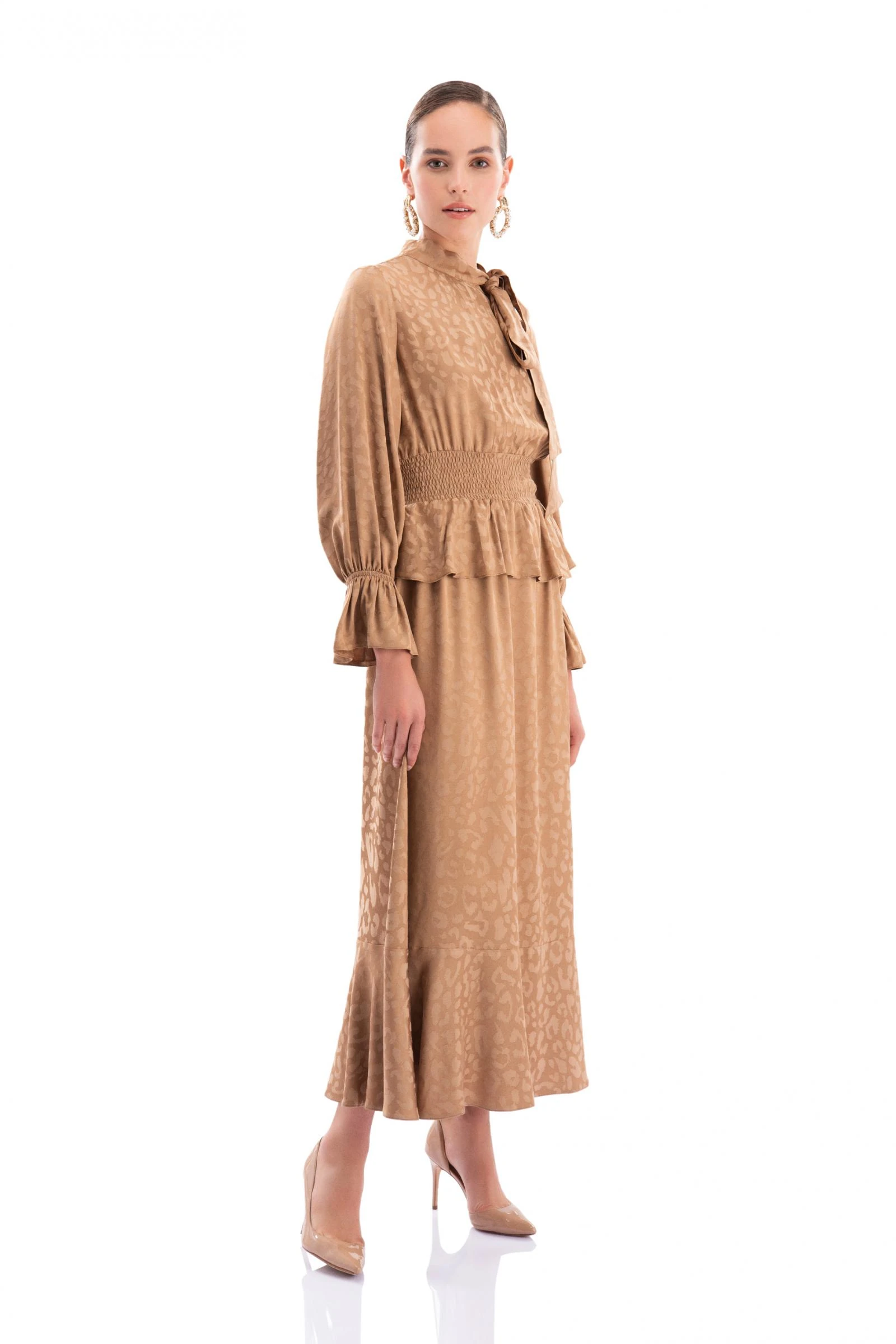 Jakarlı Fırfırlı Elbise