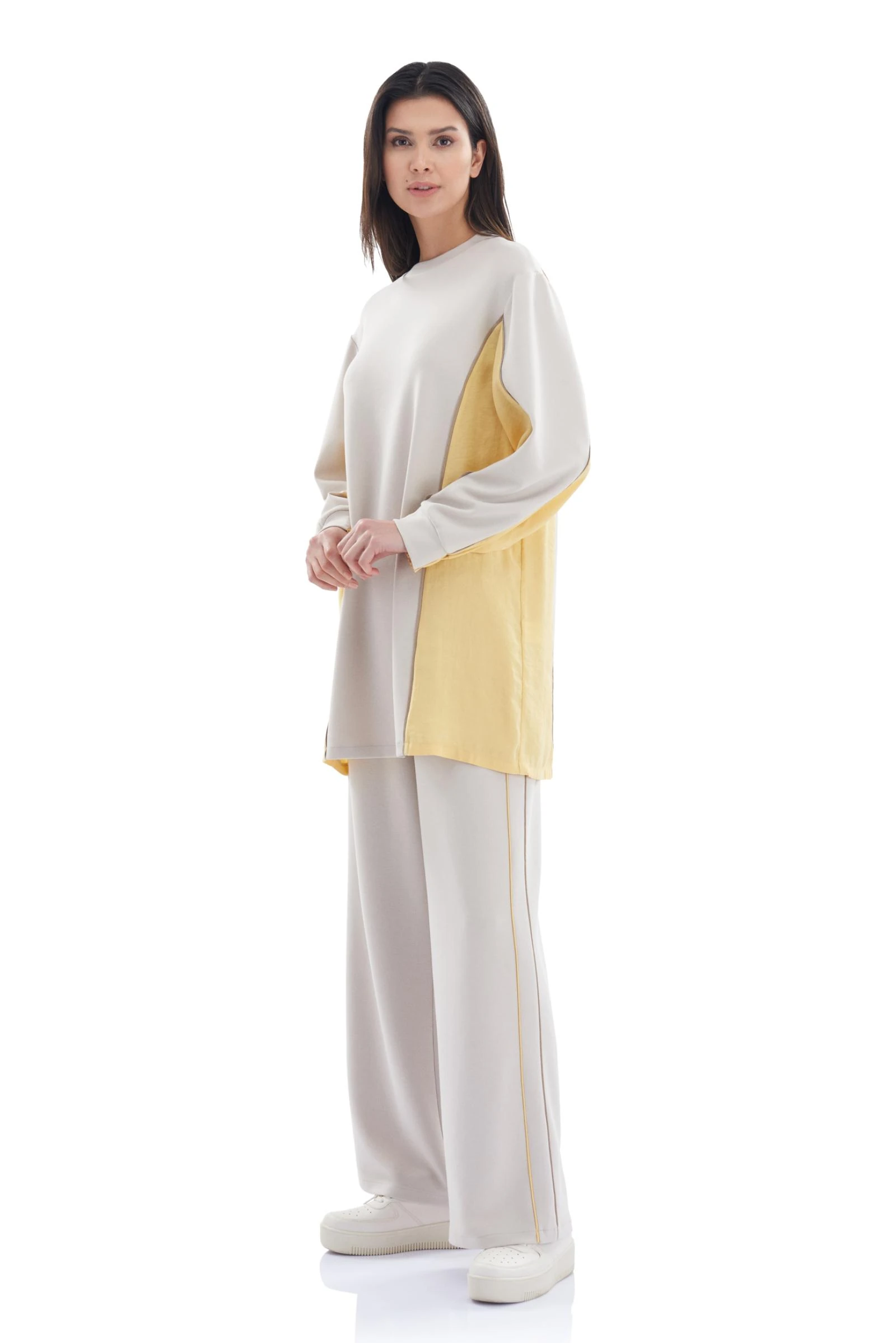 Kolları Lastikli Örme Tunik