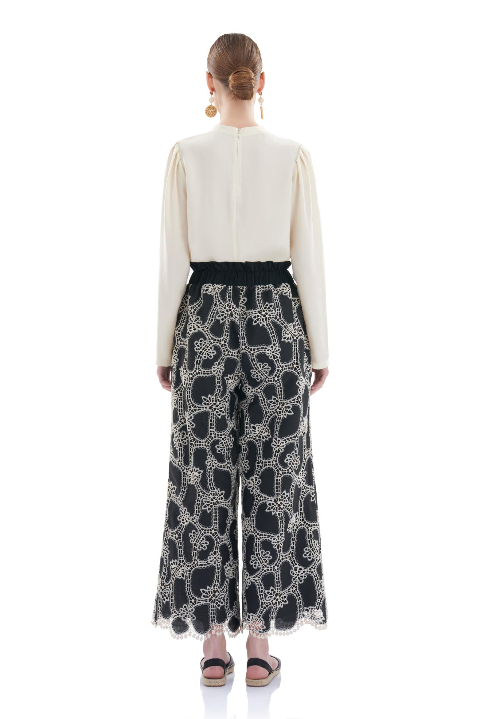 Nakışlı Siyah Pantolon