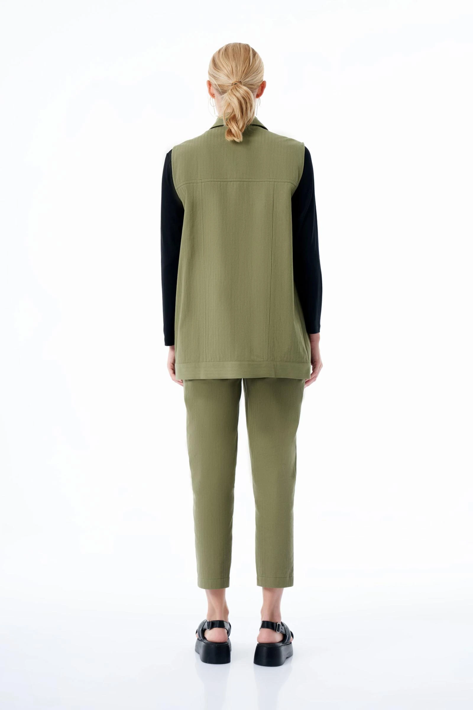 Cep Detaylı Kadın Yelek