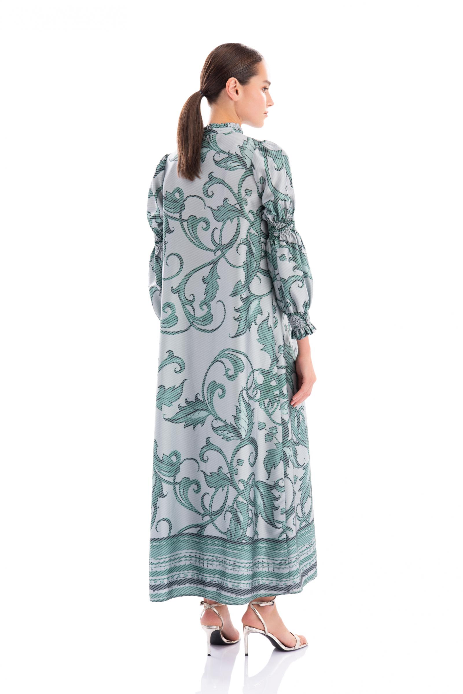 Kelebek Detaylı Elbise