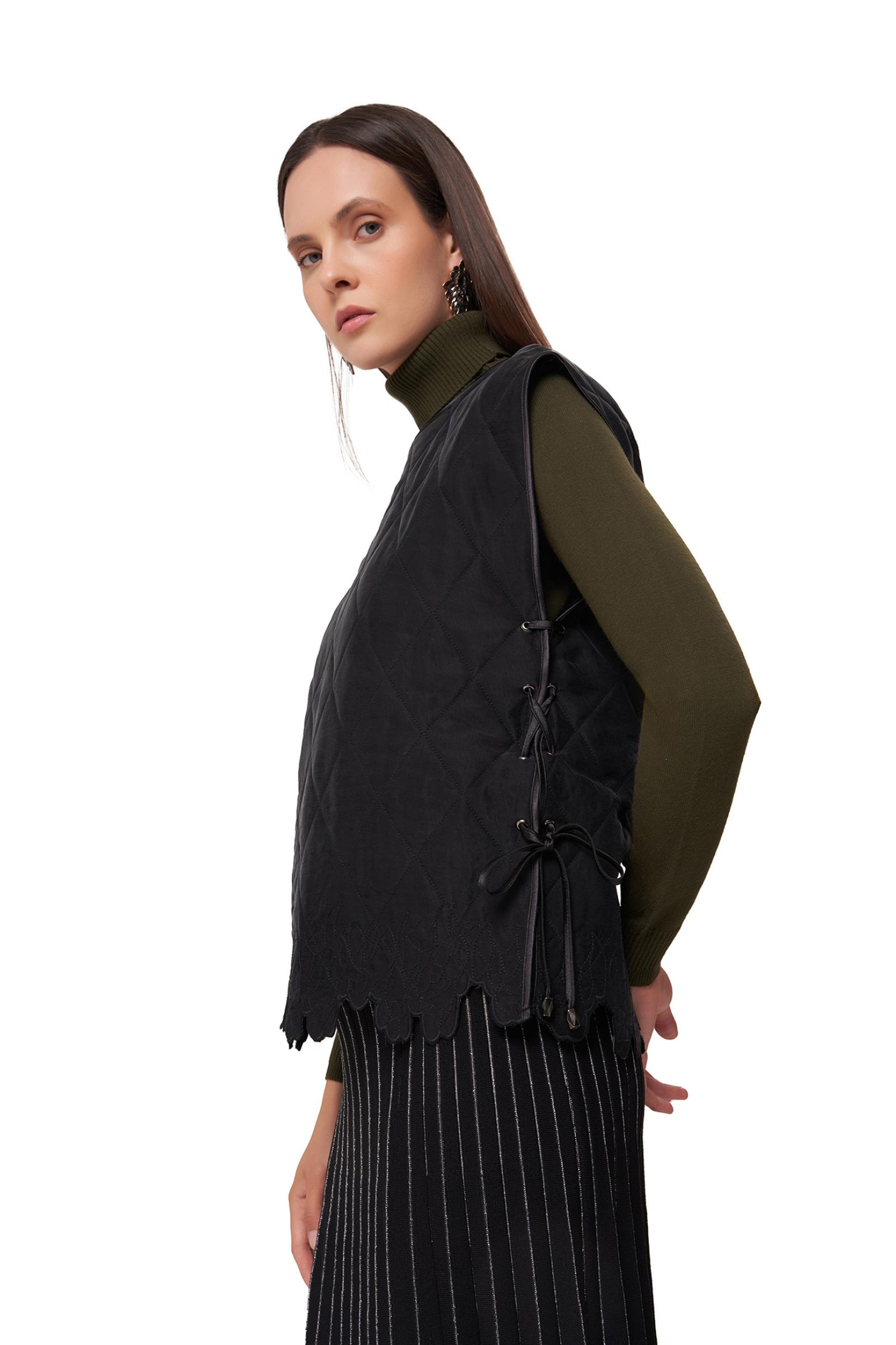 Nakışlı Kadın Yelek (SERİ 1.1.2)