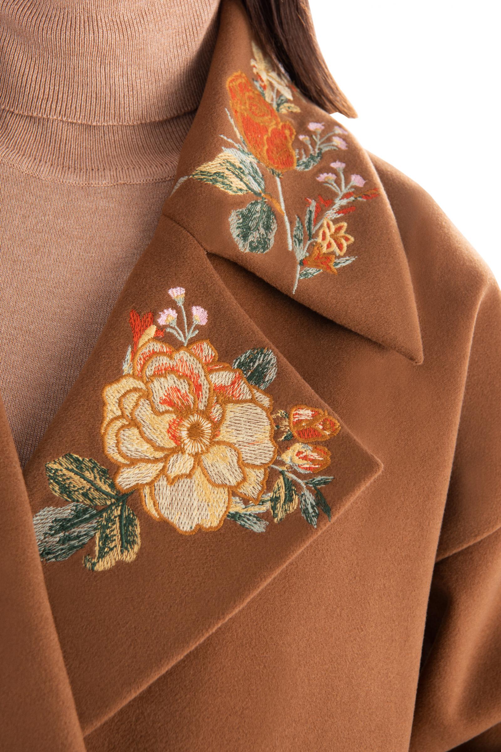 Nakışlı Detaylı Kaban (SERİ 1.1.2)