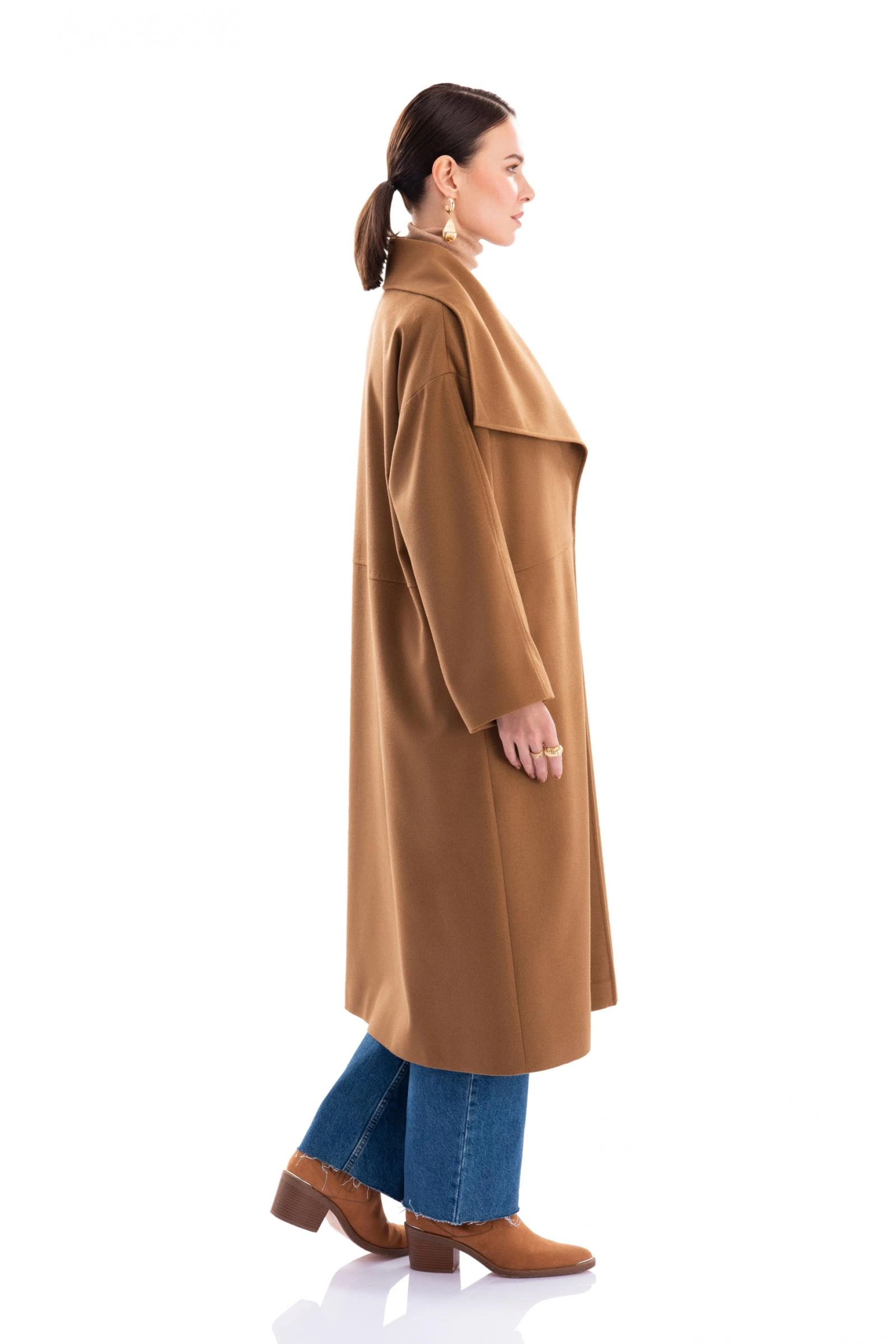 Nakış Detaylı Kaban