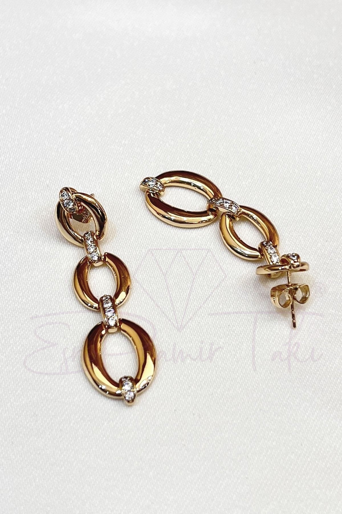 Kristal Taşlı Rose Gold Renk Sallantılı Küpe