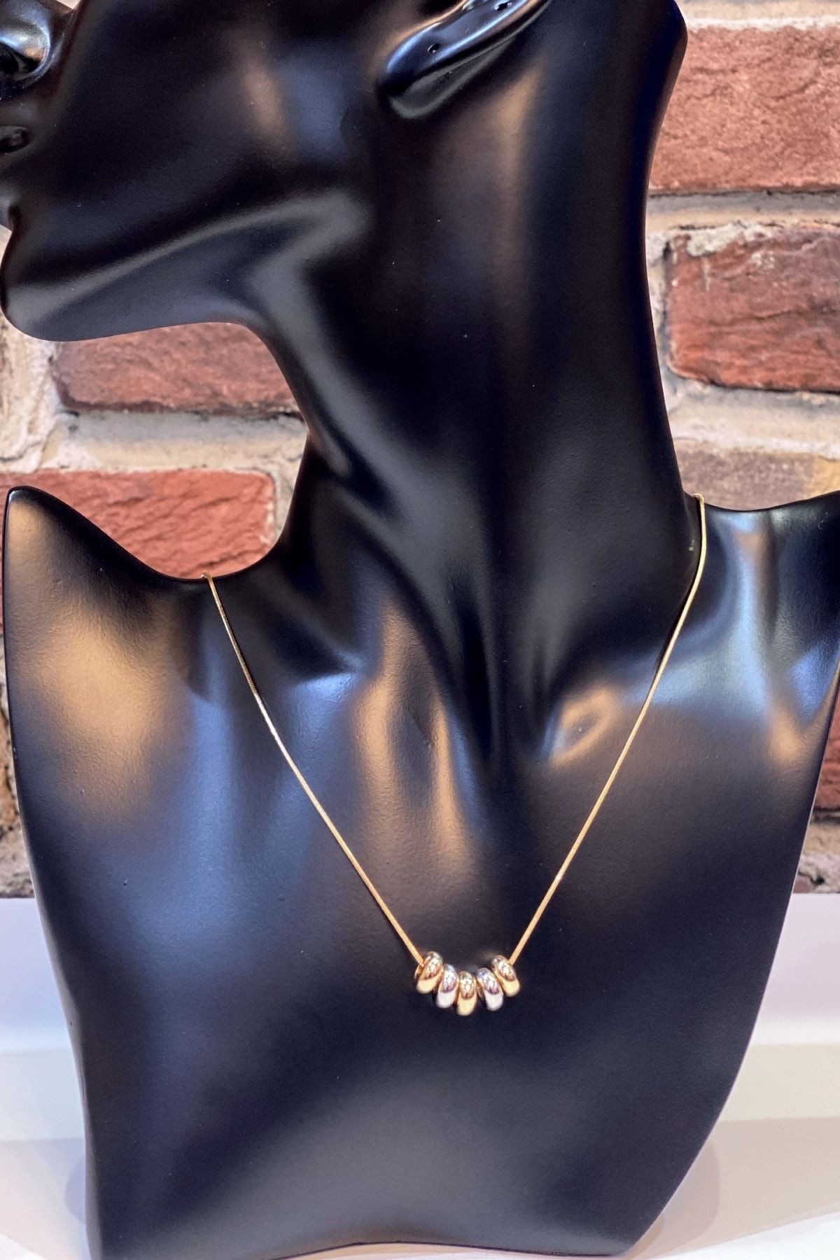 Metal Boncuklu Gold Rose Renk Çelik Kolye
