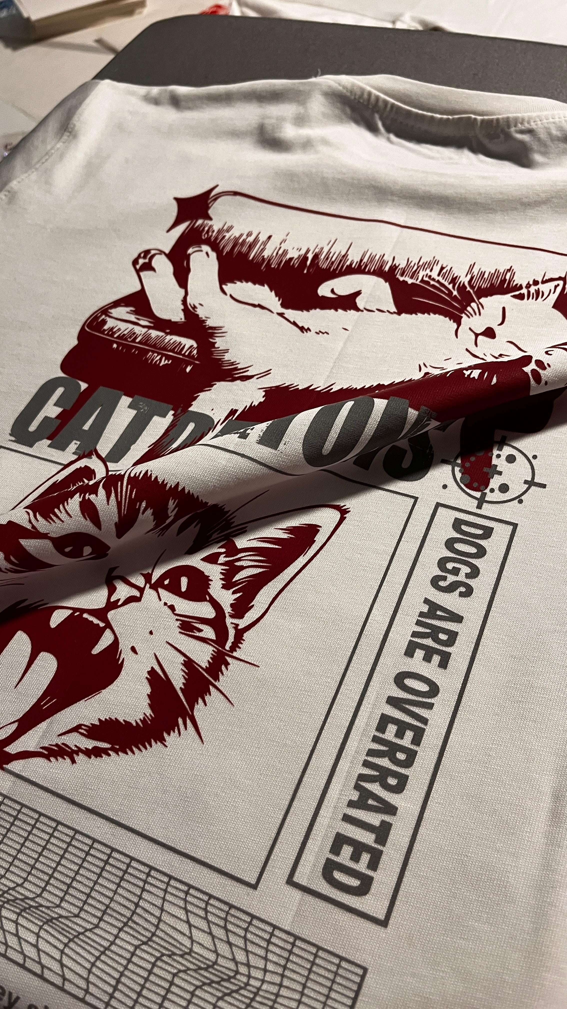 Catdelions T-shirt