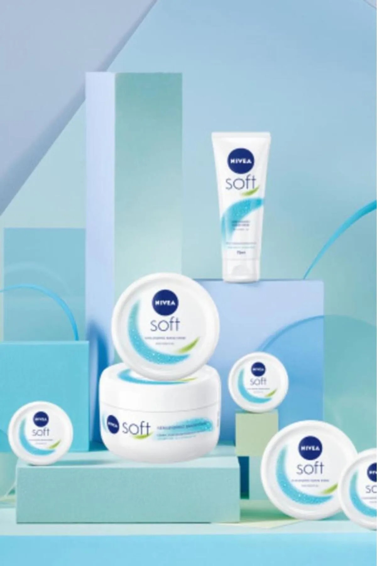 Nivea Soft Nemlendirici Bakım Kremi 200 mL