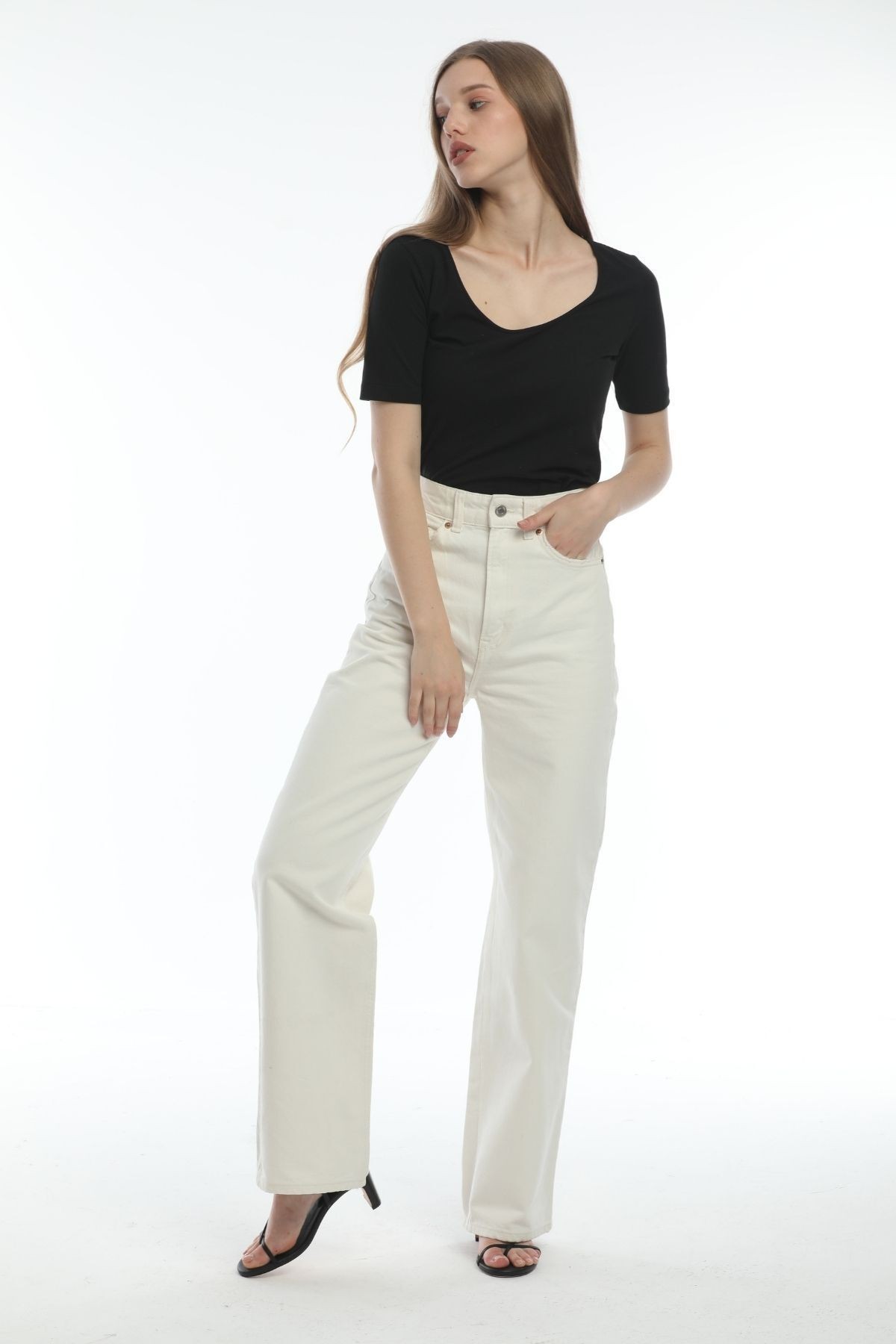 U Yaka Slim Fit Base 2'li Paket Siyah/Beyaz Organik Pamuk T-shirt