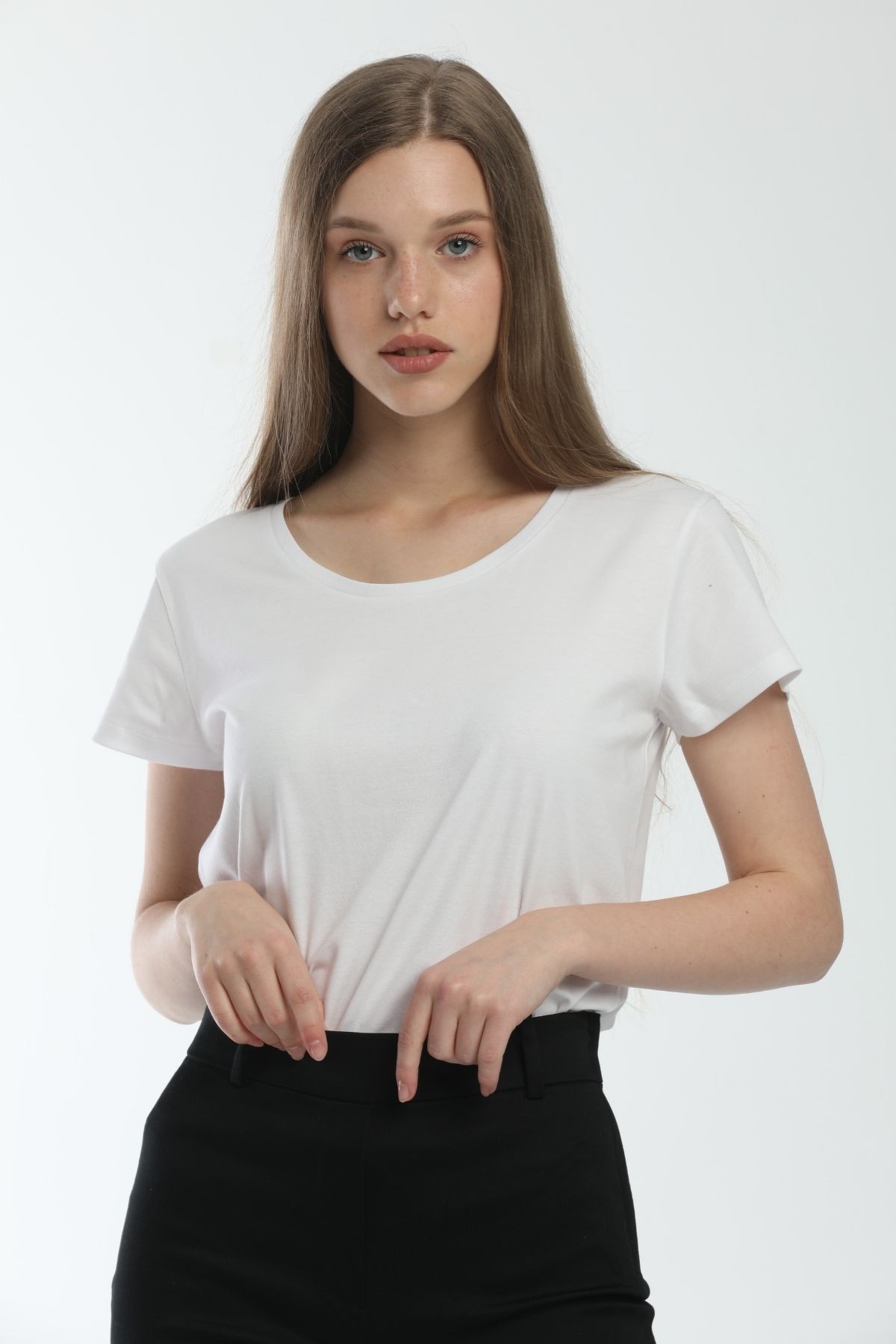 Yuvarlak Yaka Beyaz Regular Boxy Organik Pamuk T-Shirt