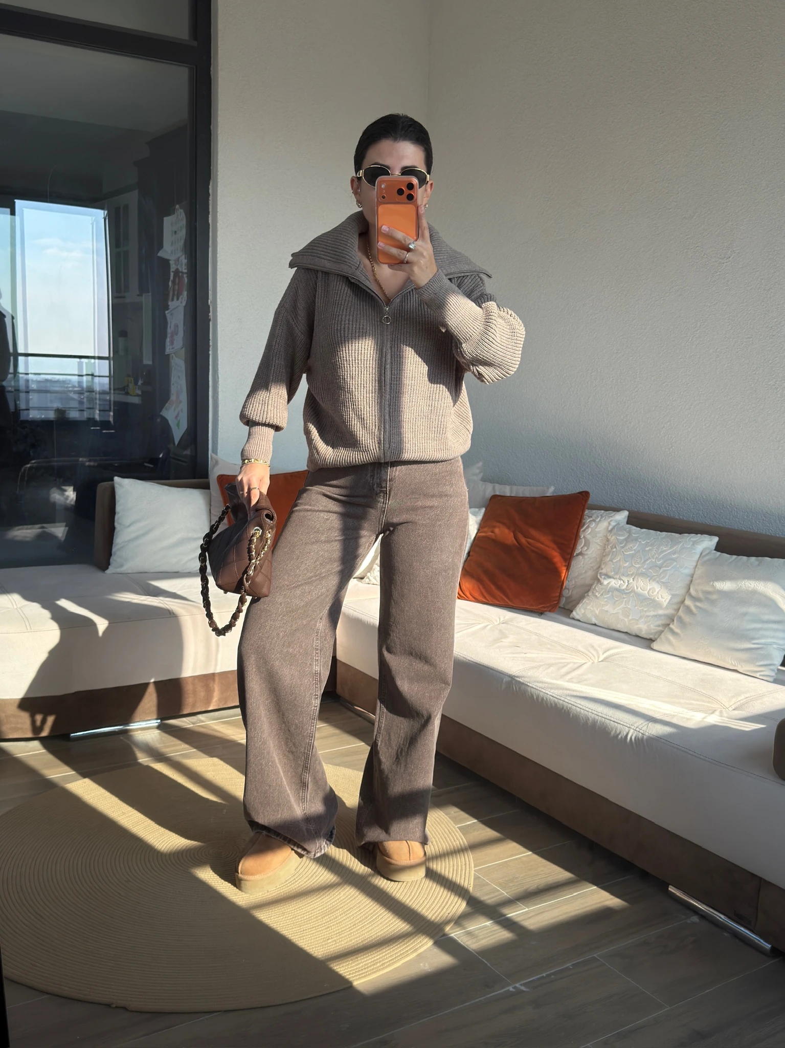 Premium Yakası Fermuarlı Vizon Hırka