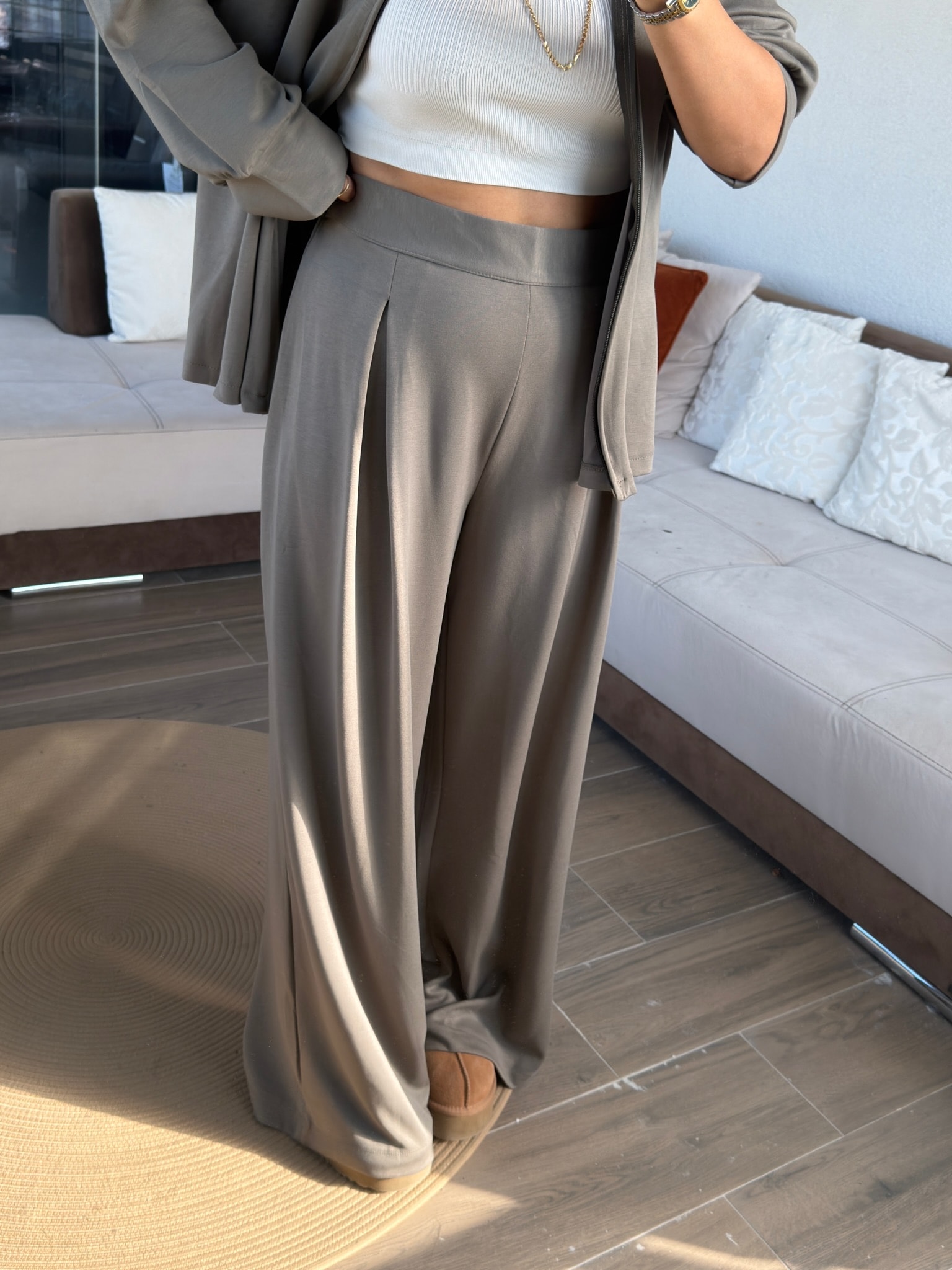 Premium Belden Pileli Haki Modal Takım