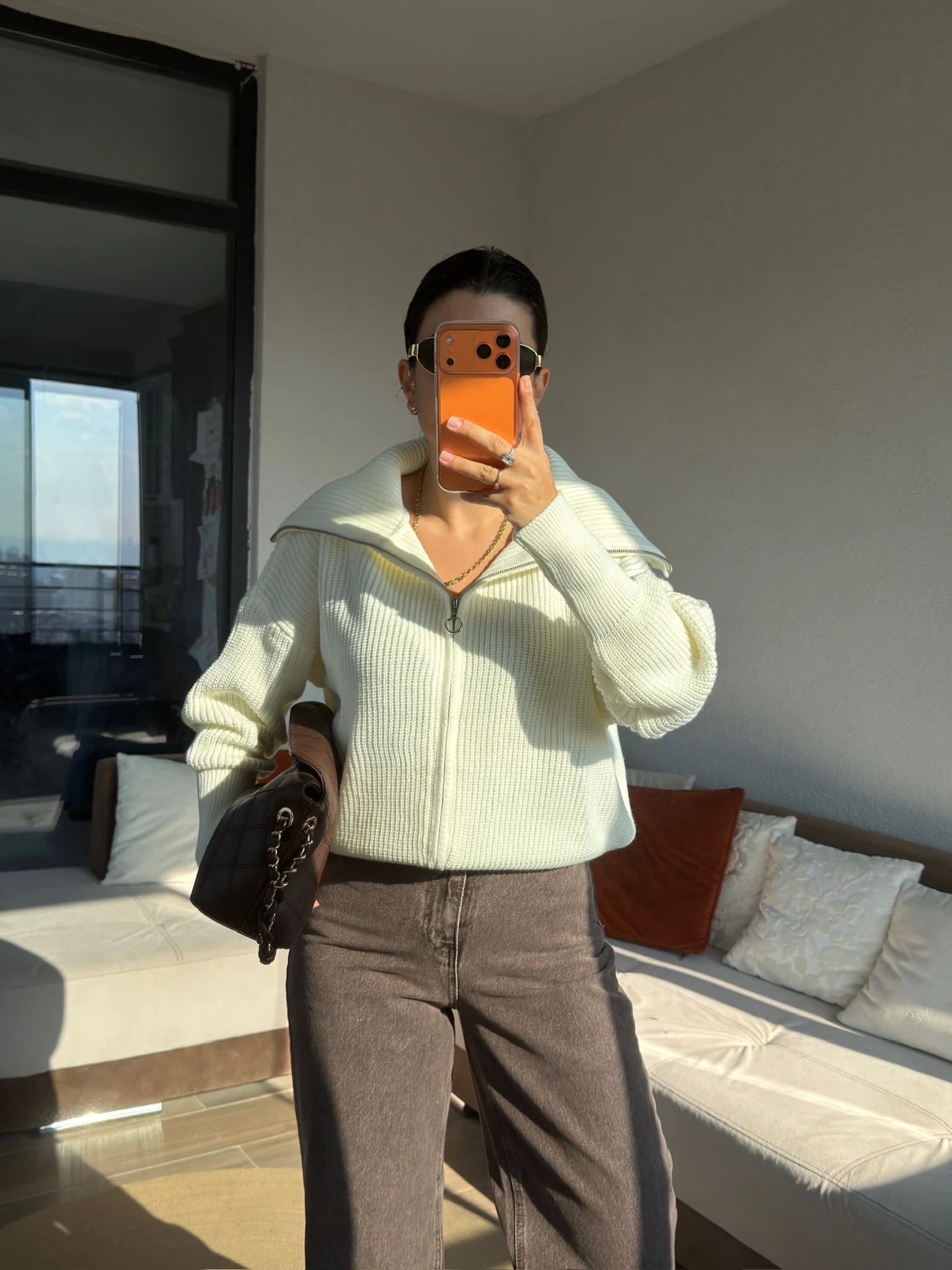 Premium Yakası Fermuarlı Ekru Hırka