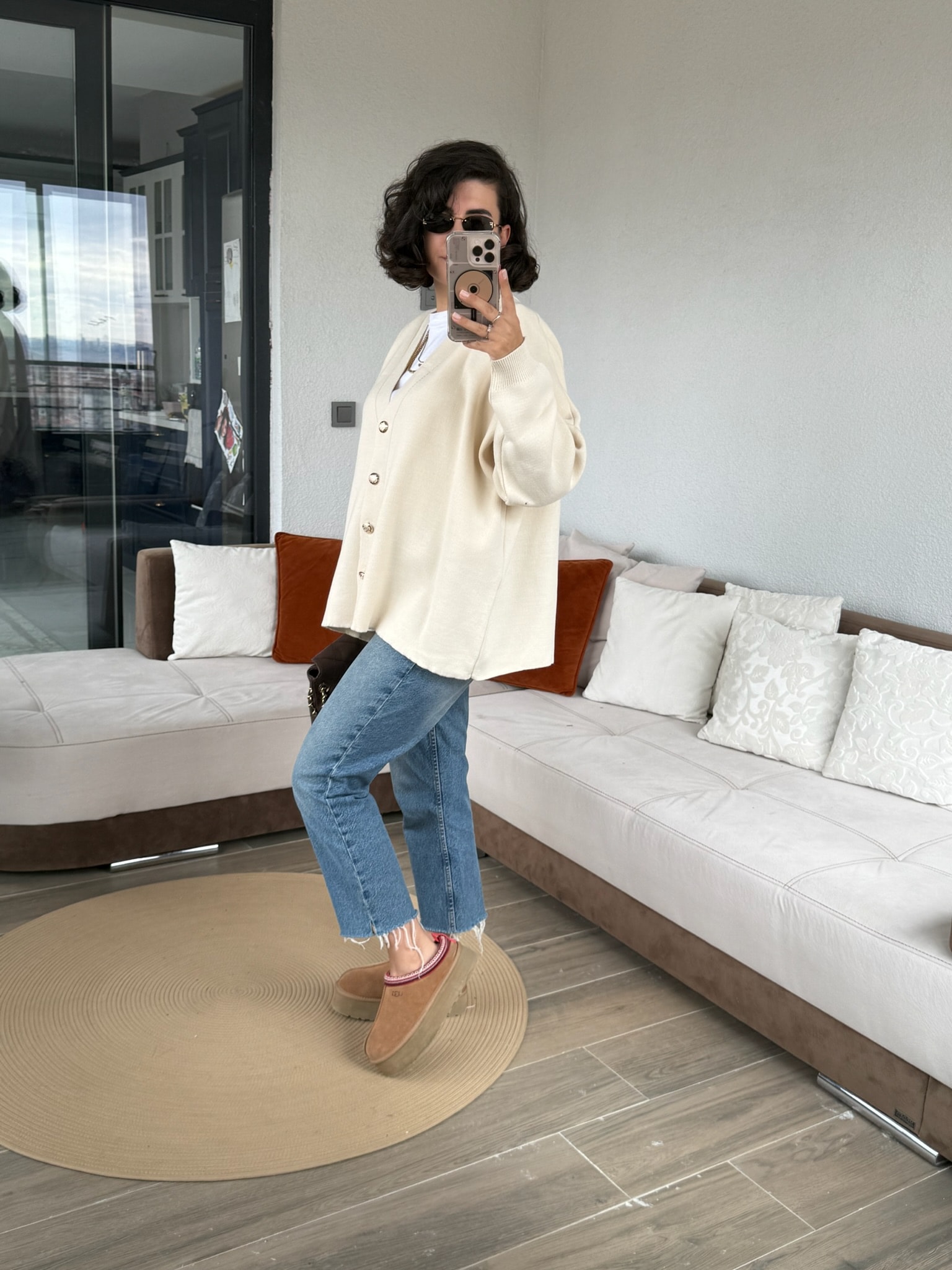 Ms Model Ekru Düğmeli Hırka