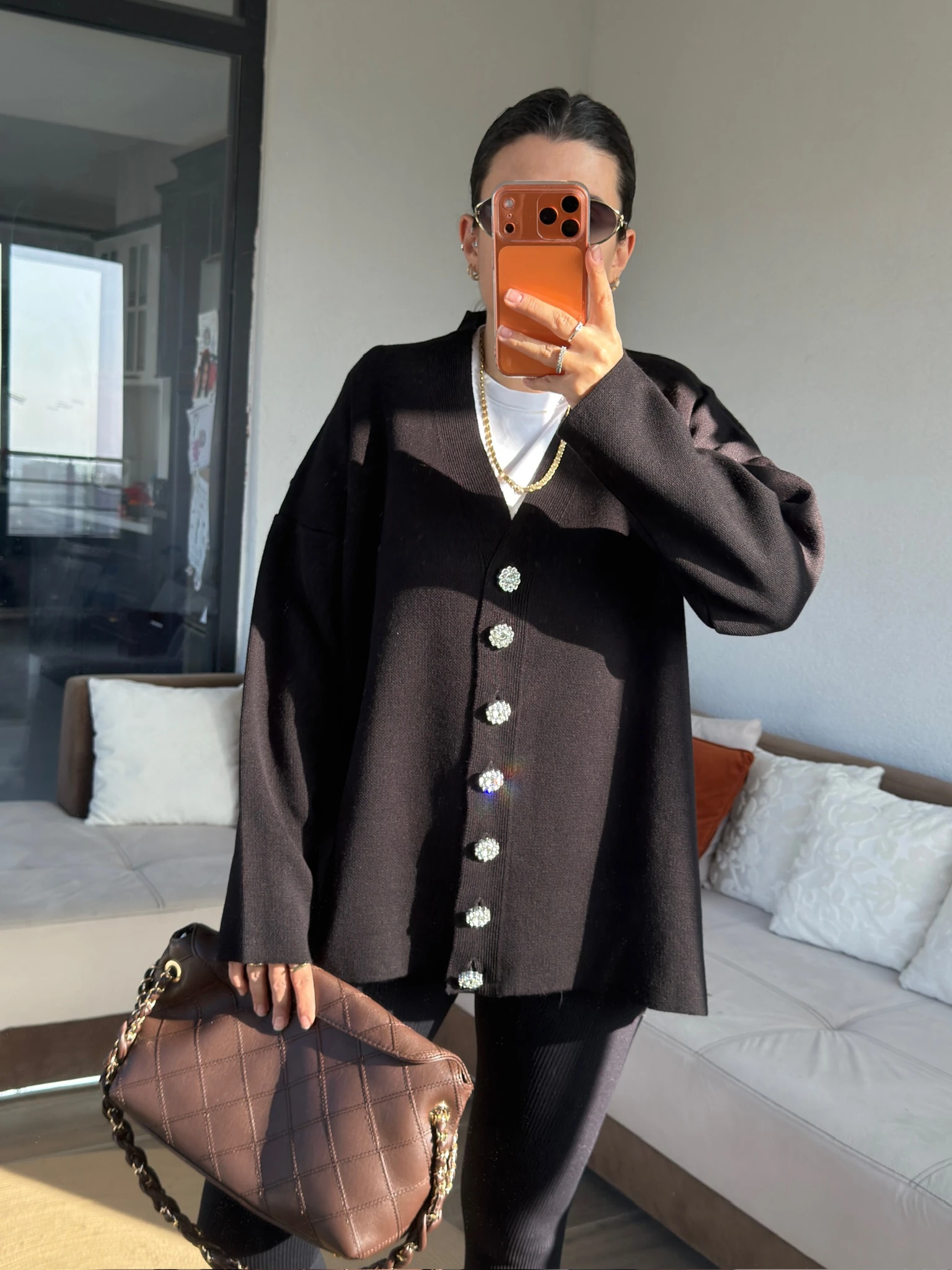 Ms Model Çiçek Düğmeli Siyah Triko Hırka