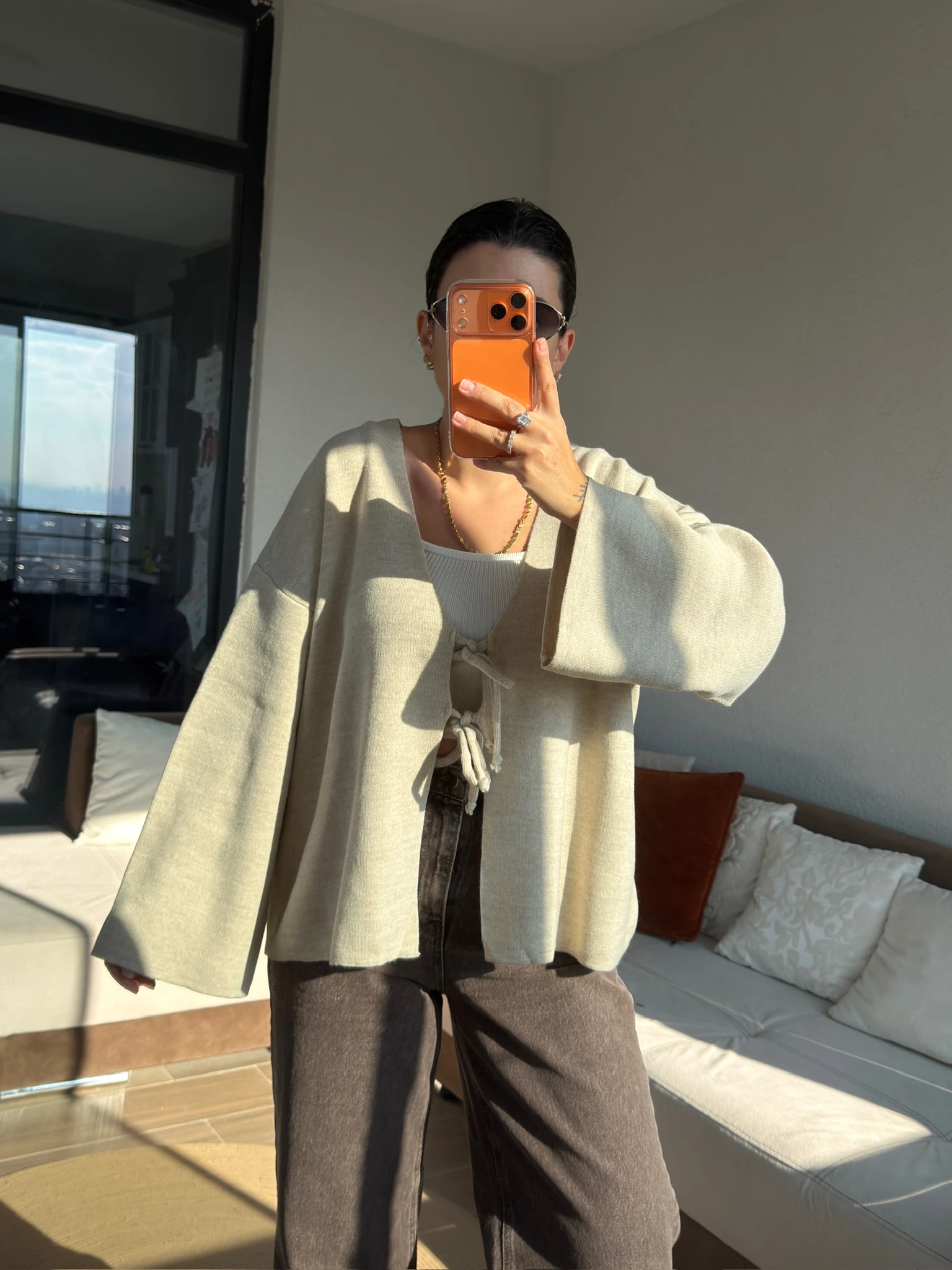 Önden Bağlamalı Ekru Triko Hırka