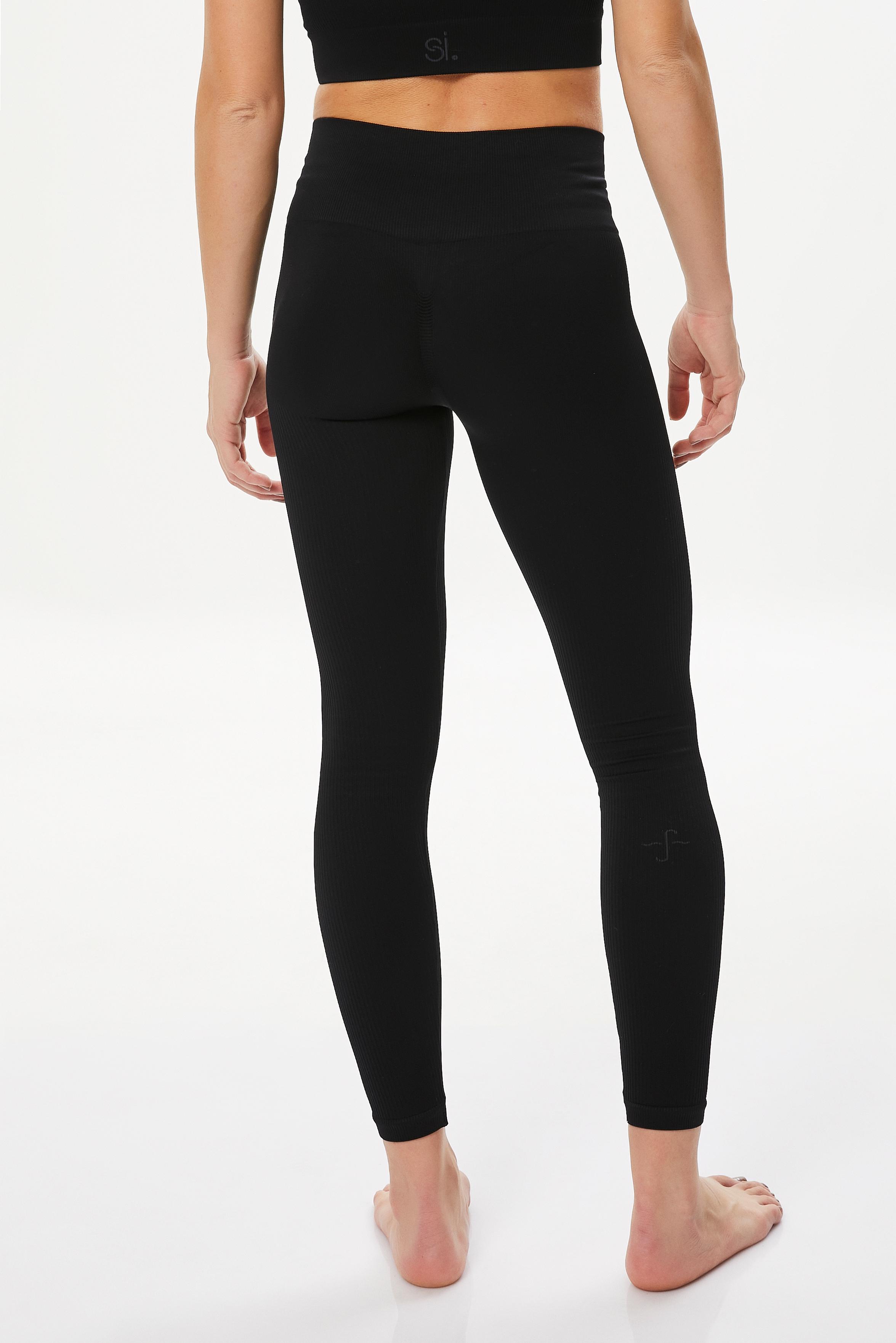 Rib-Shape Seamless Tayt Black