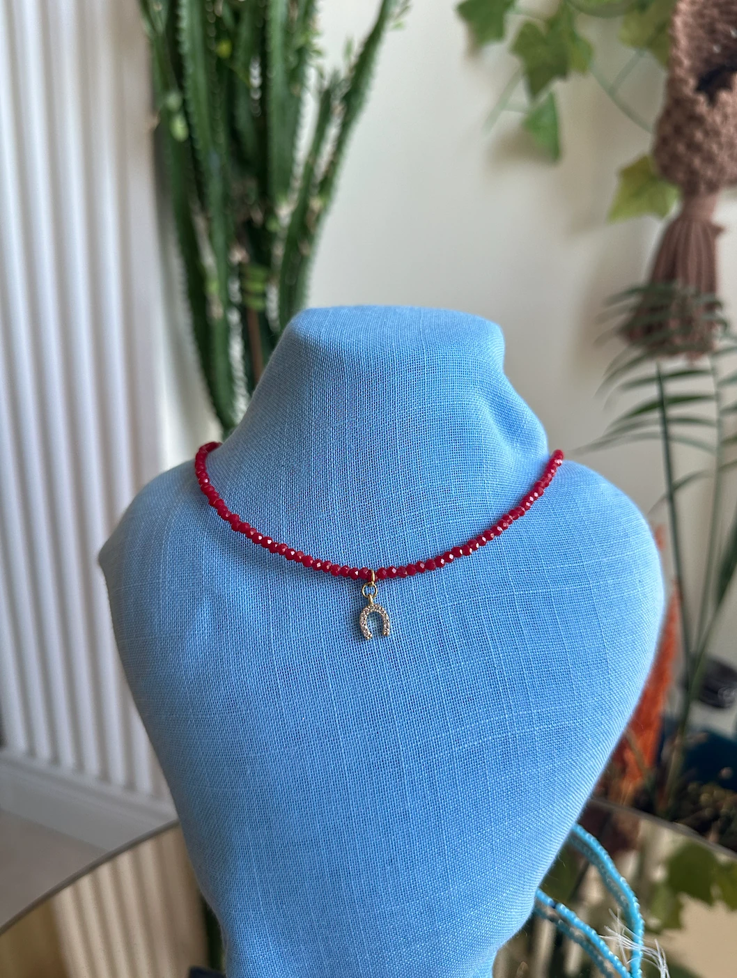 At Nalı Şans Kristal Kolye