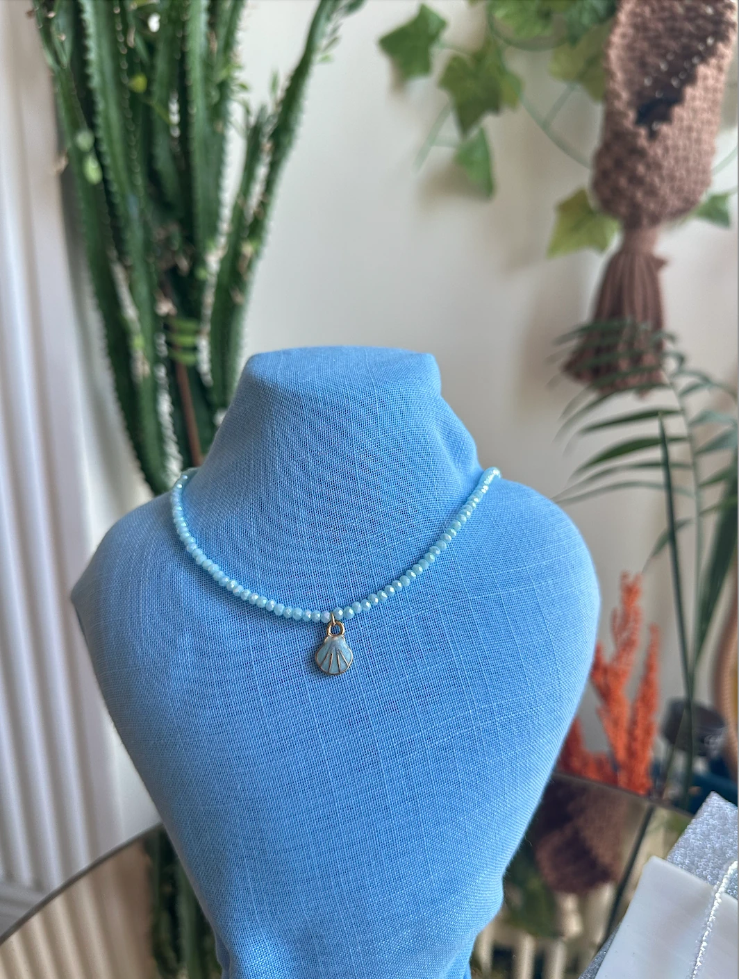 Deniz Kabuğu Kristal Kolye