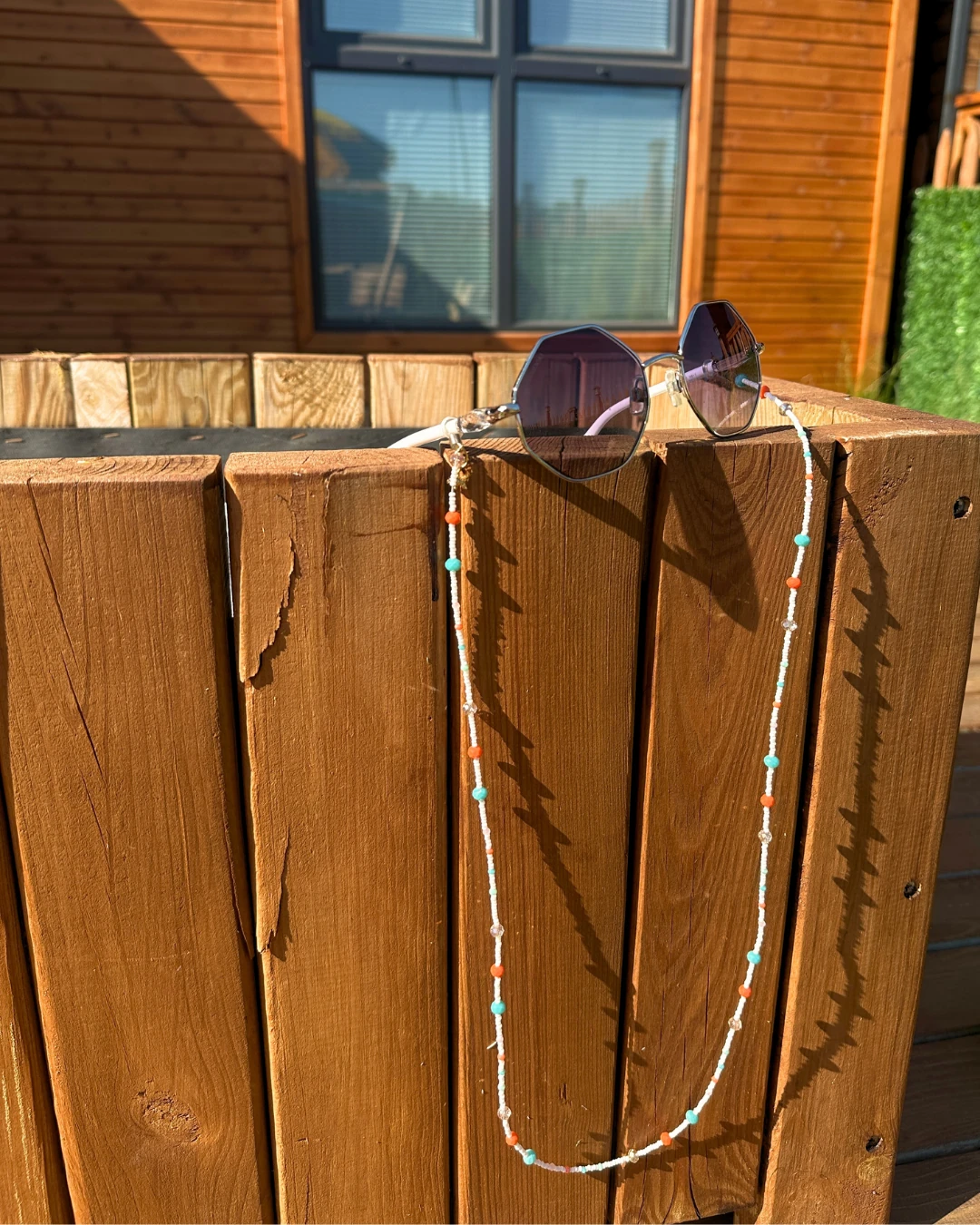 Turuncu-Yeşil Kristal Boncuk Gözlük Askısı