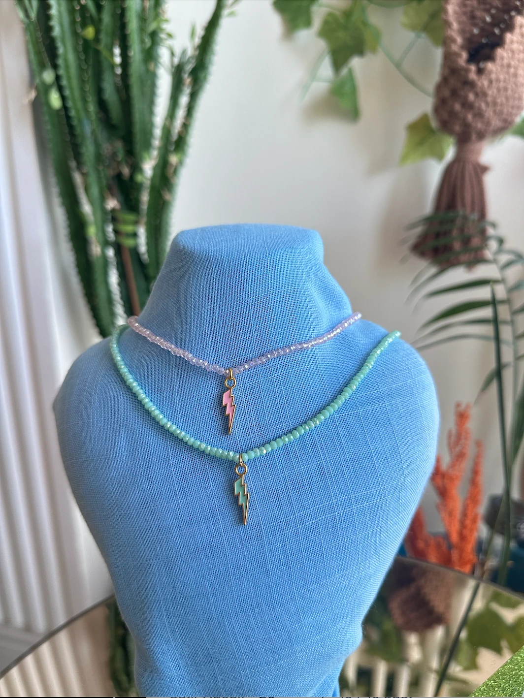 Şimşek Kristal Kolye