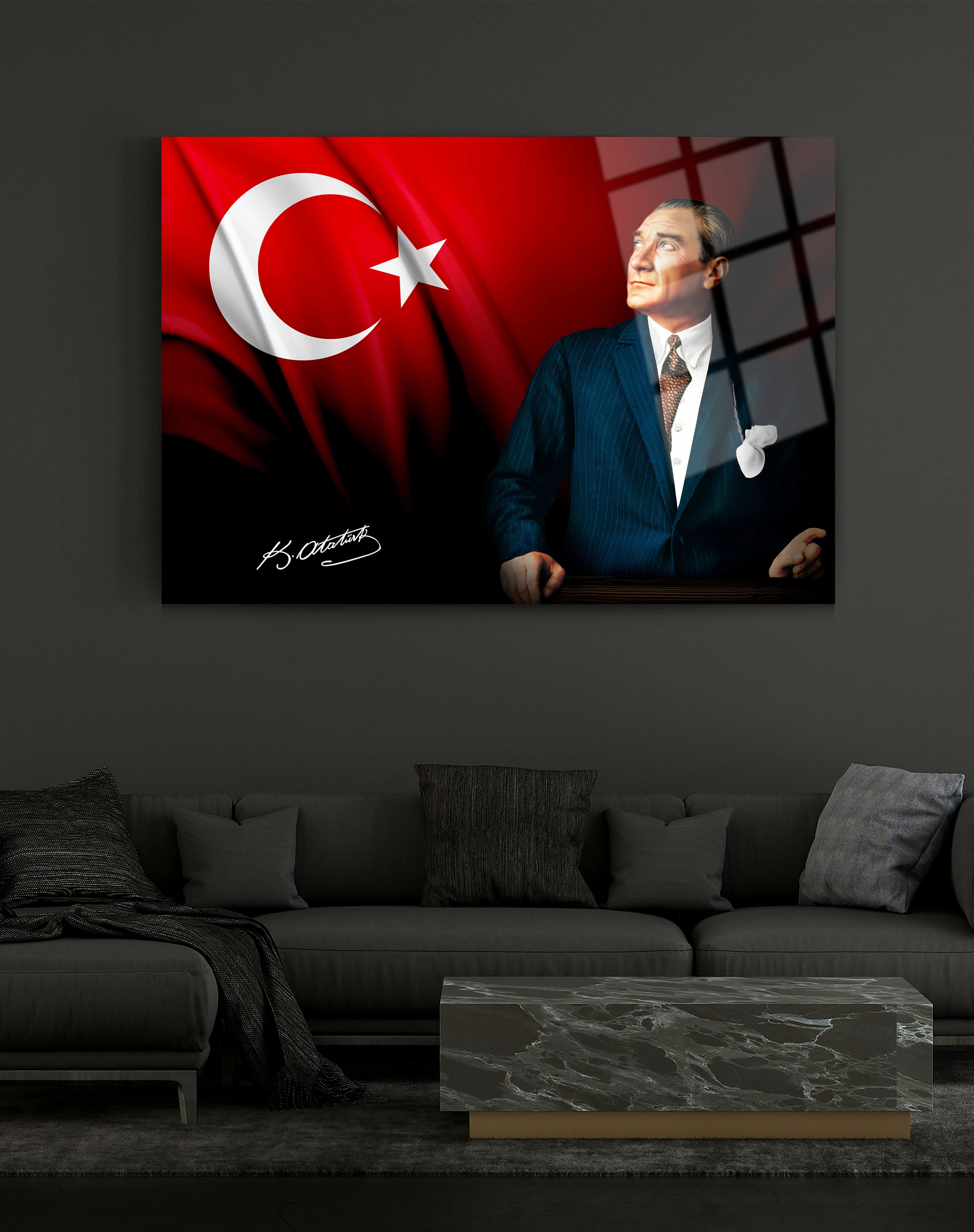 Atatürk ve Bayrak İmzalı Cam Tablo