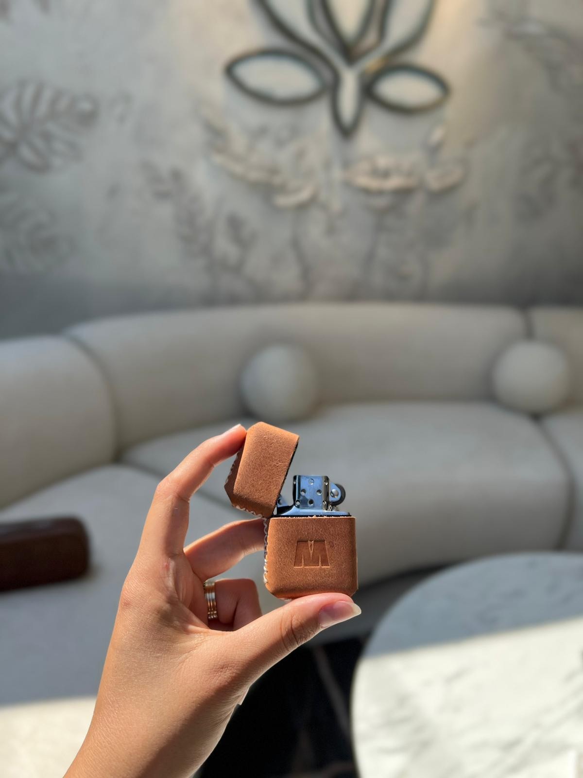 Deri Kılıflı Zippo Model Çakmak | Çakmak 5685 - Tiguan Camel