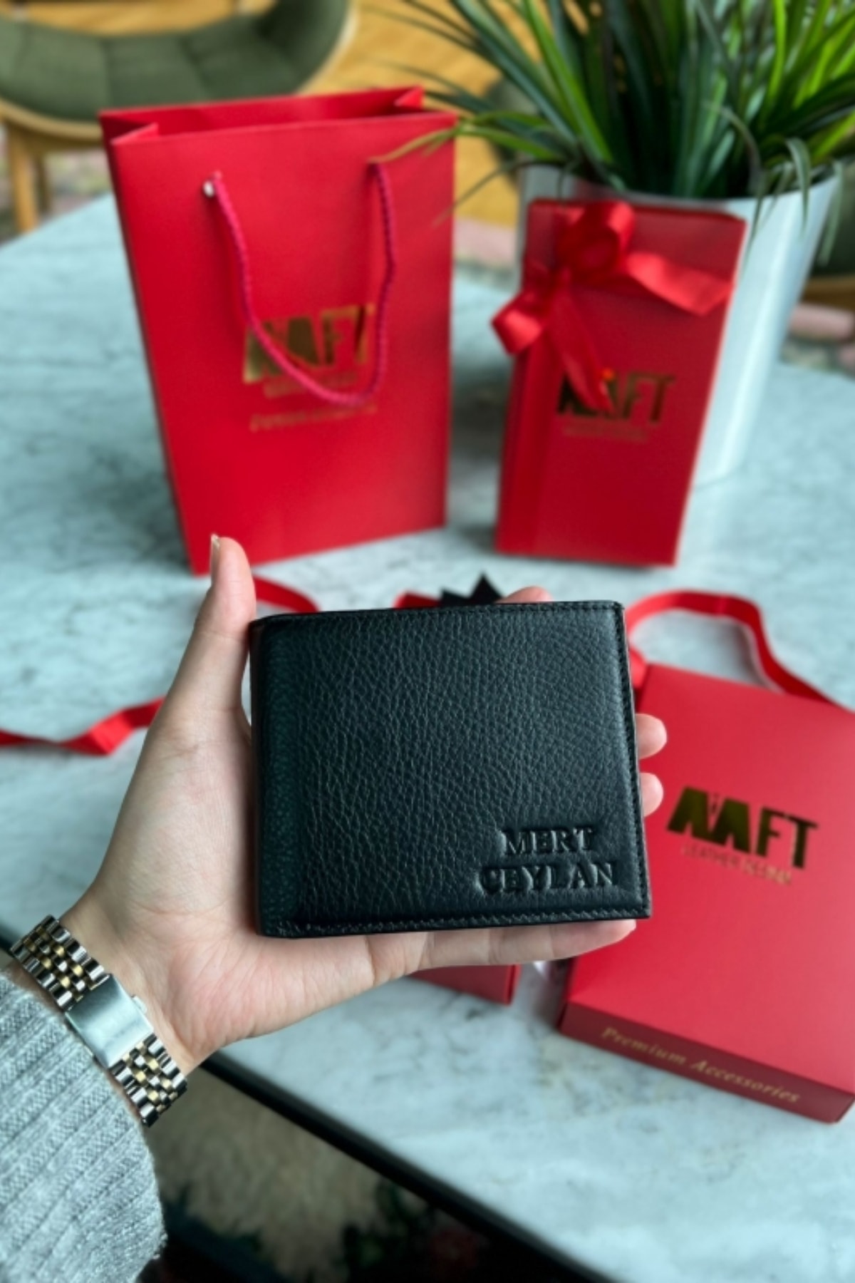 Hakiki Deri Erkek Bozuk Paralı Cüzdan – İsim Yazılı, Kişiye Özel | Marks 6704 - Napa Siyah