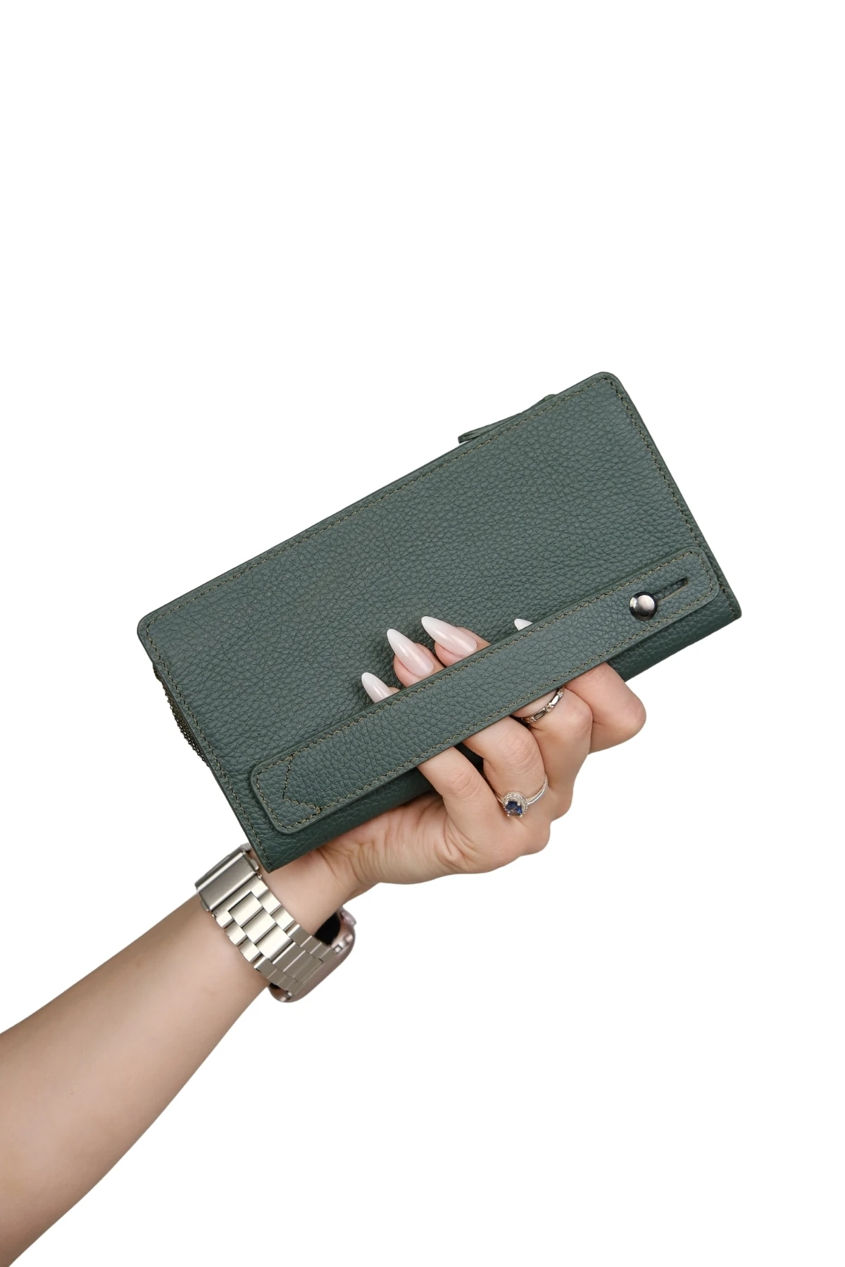 Hakiki Deri Kadın Cüzdan – Telefon Bölmeli, Fermuarlı, Bileklik Askılı, İsim Yazılı, Kişiye Özel | Bulgari 1232