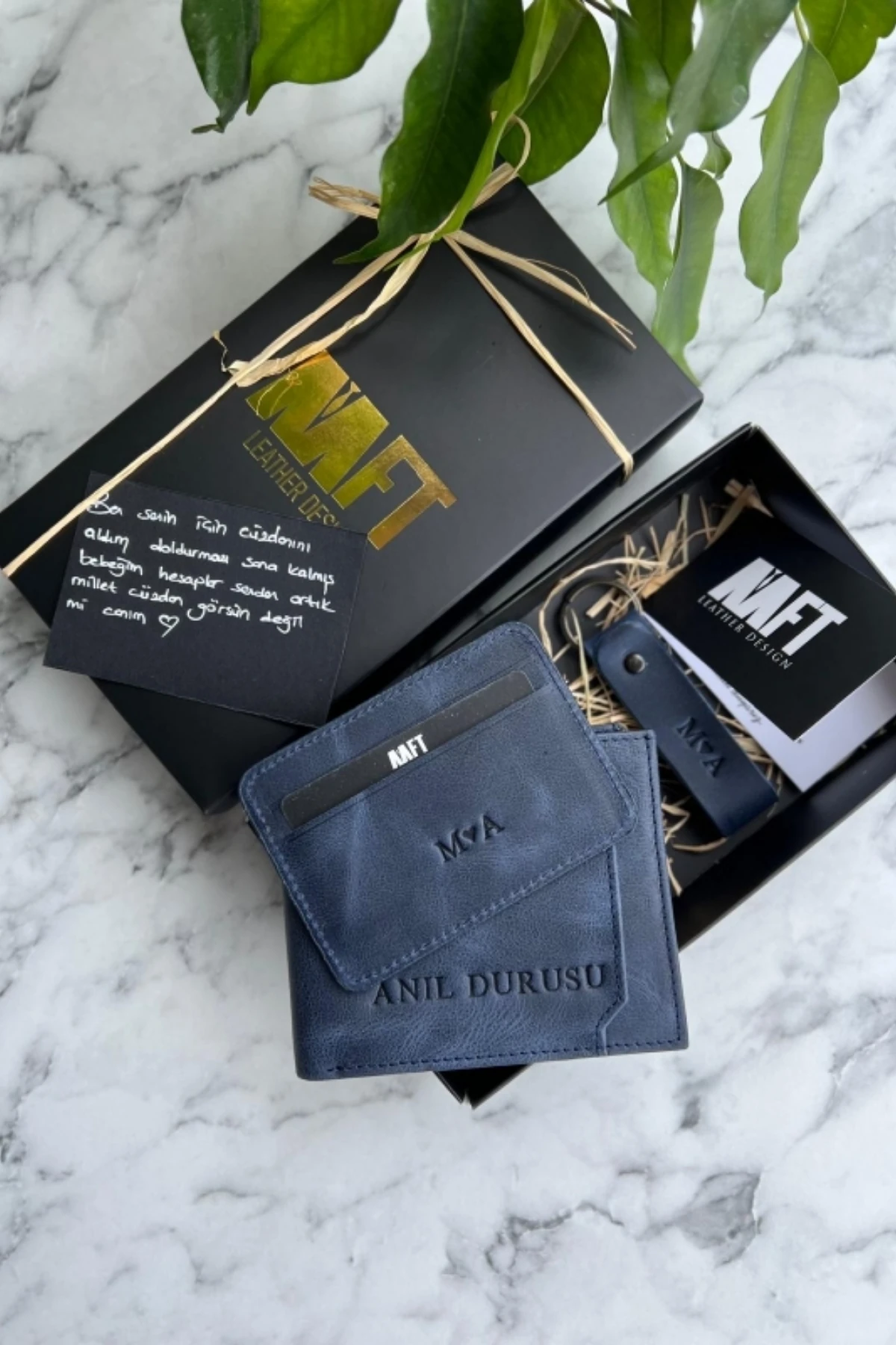 Hakiki Deri Erkek Cüzdan Seti - İsim Yazılı, Kişiye Özel Kartlık ve Anahtarlık | Paris 1204 - Tiguan Lacivert