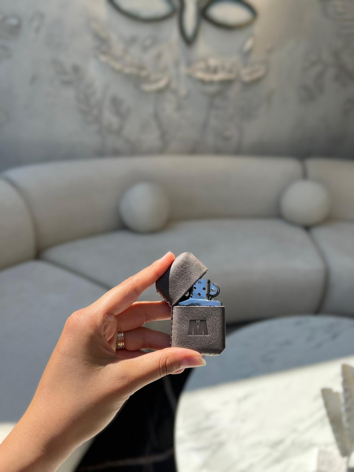 Deri Kılıflı Zippo Model Çakmak | Çakmak 5685 - Tiguan Gri