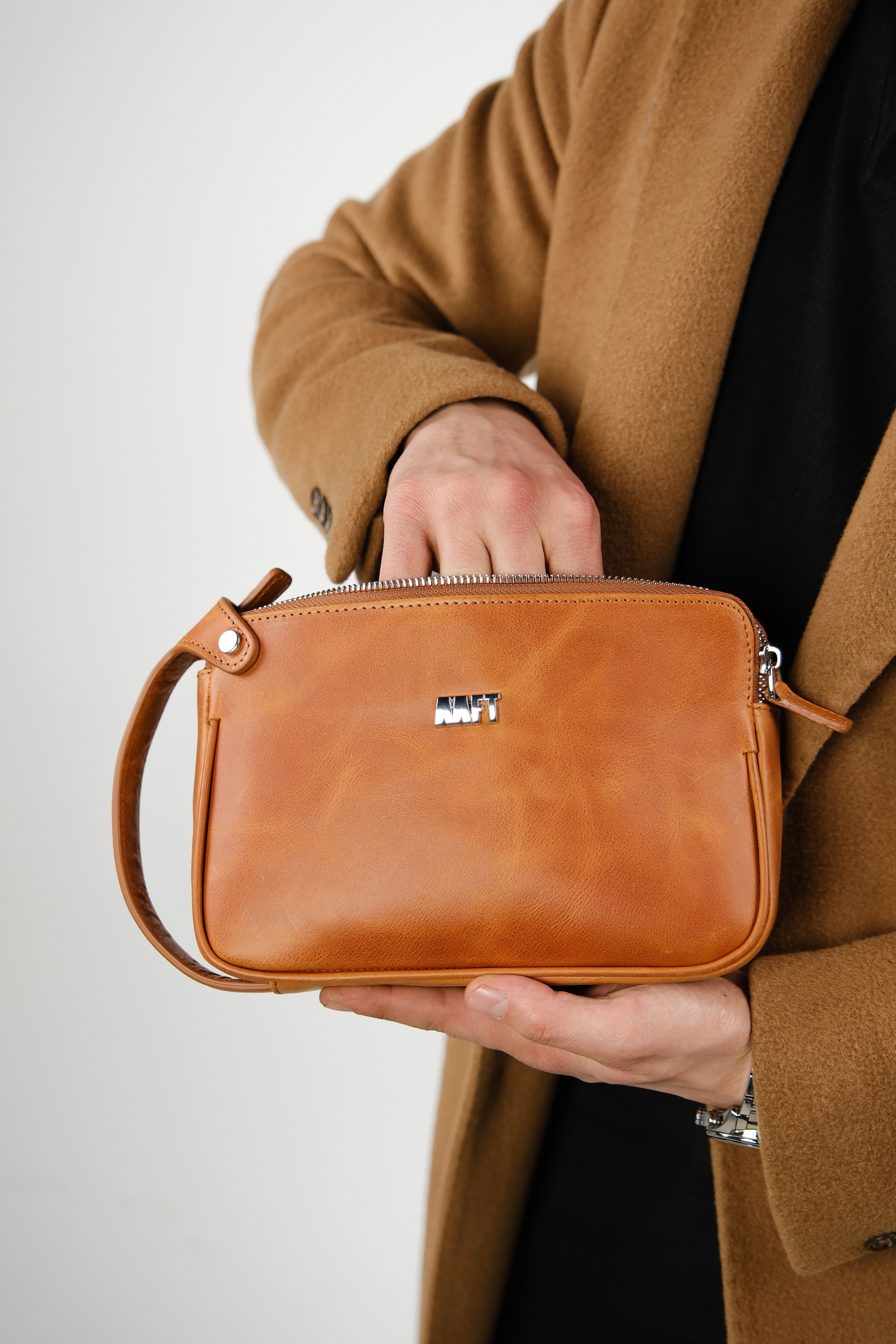 Hakiki Deri Unisex El Çantası – Fermuarlı, Kişiye Özel | Moon Bag 4381 - Tiguan Camel