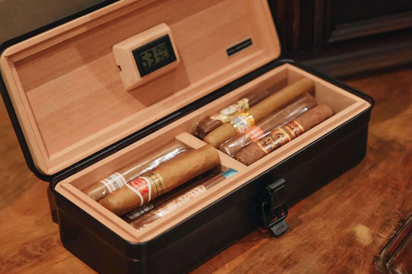 Punto Cigar Humidor