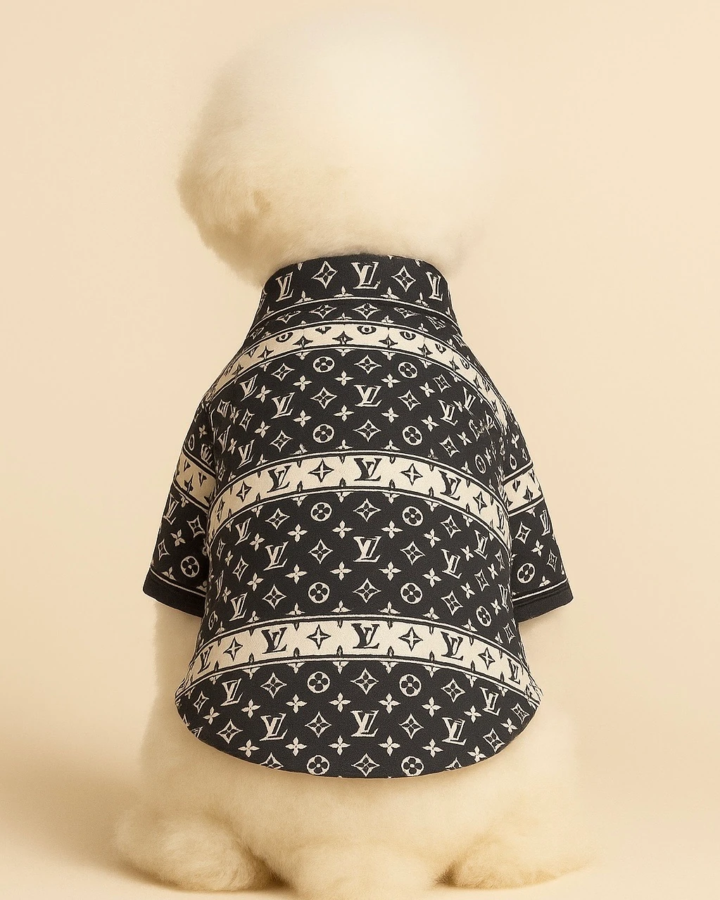 Luxury Monogram Köpek Gömleği – Premium Şıklığın Yeni Adı