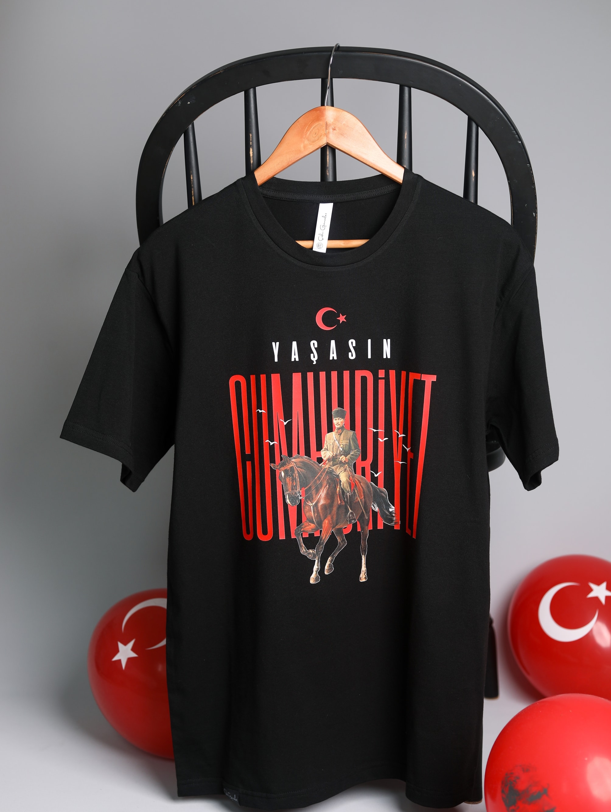 Yaşasın Cumhuriyet Tişört - Siyah