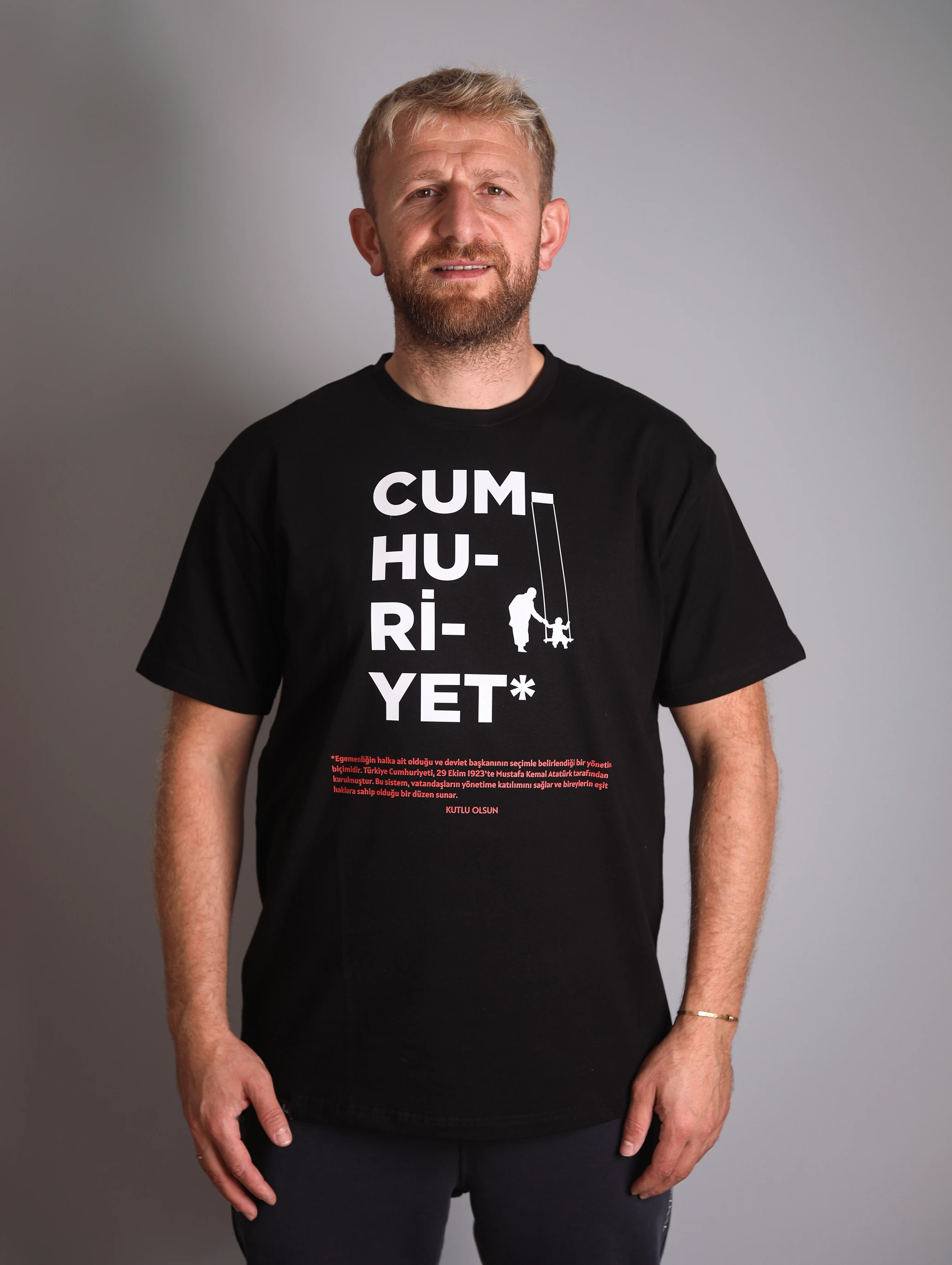 Cumhuriyet Tişört - Siyah