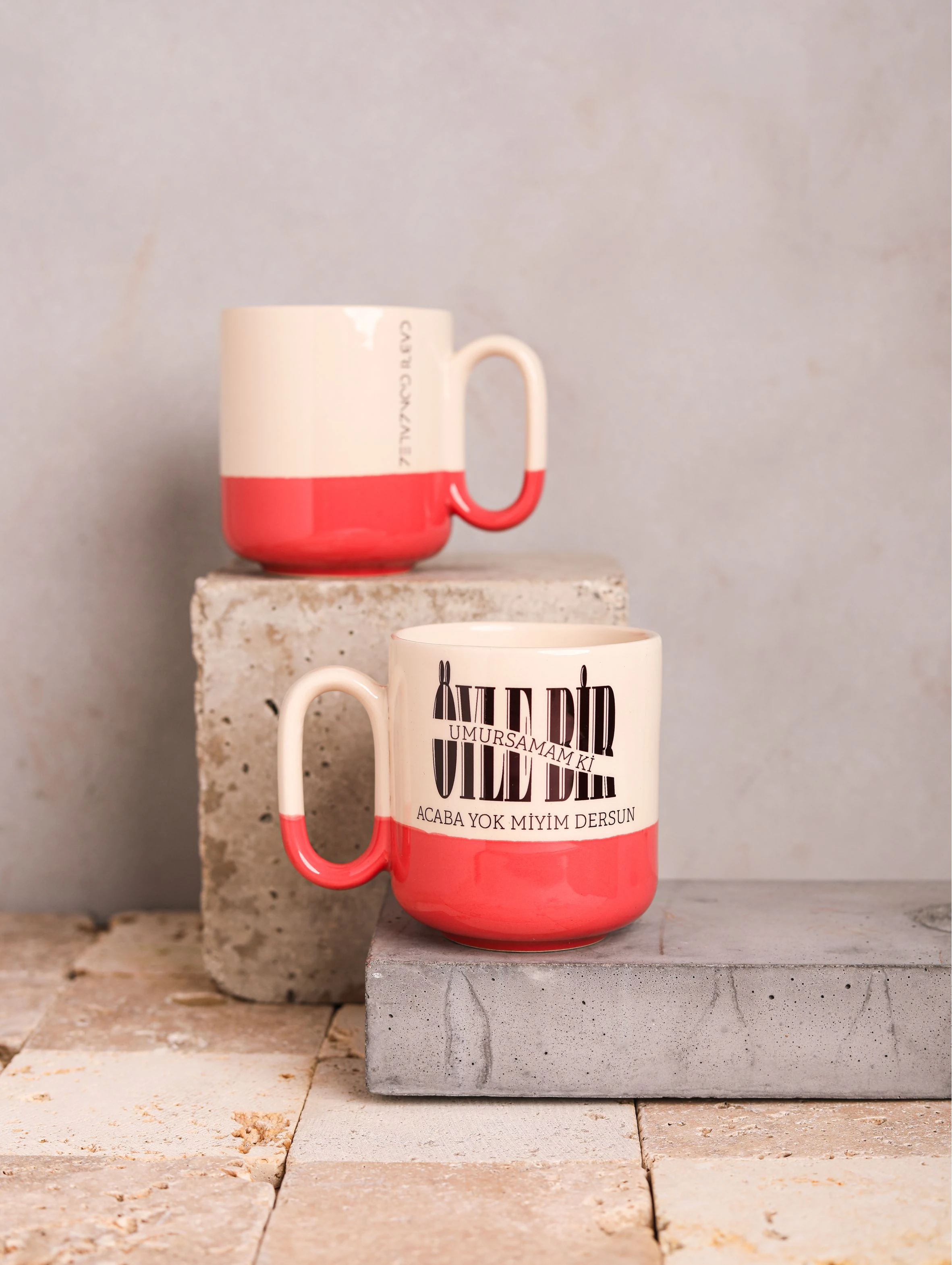 ÖYLE BİR UMURSAMAM Kİ - BARDAK