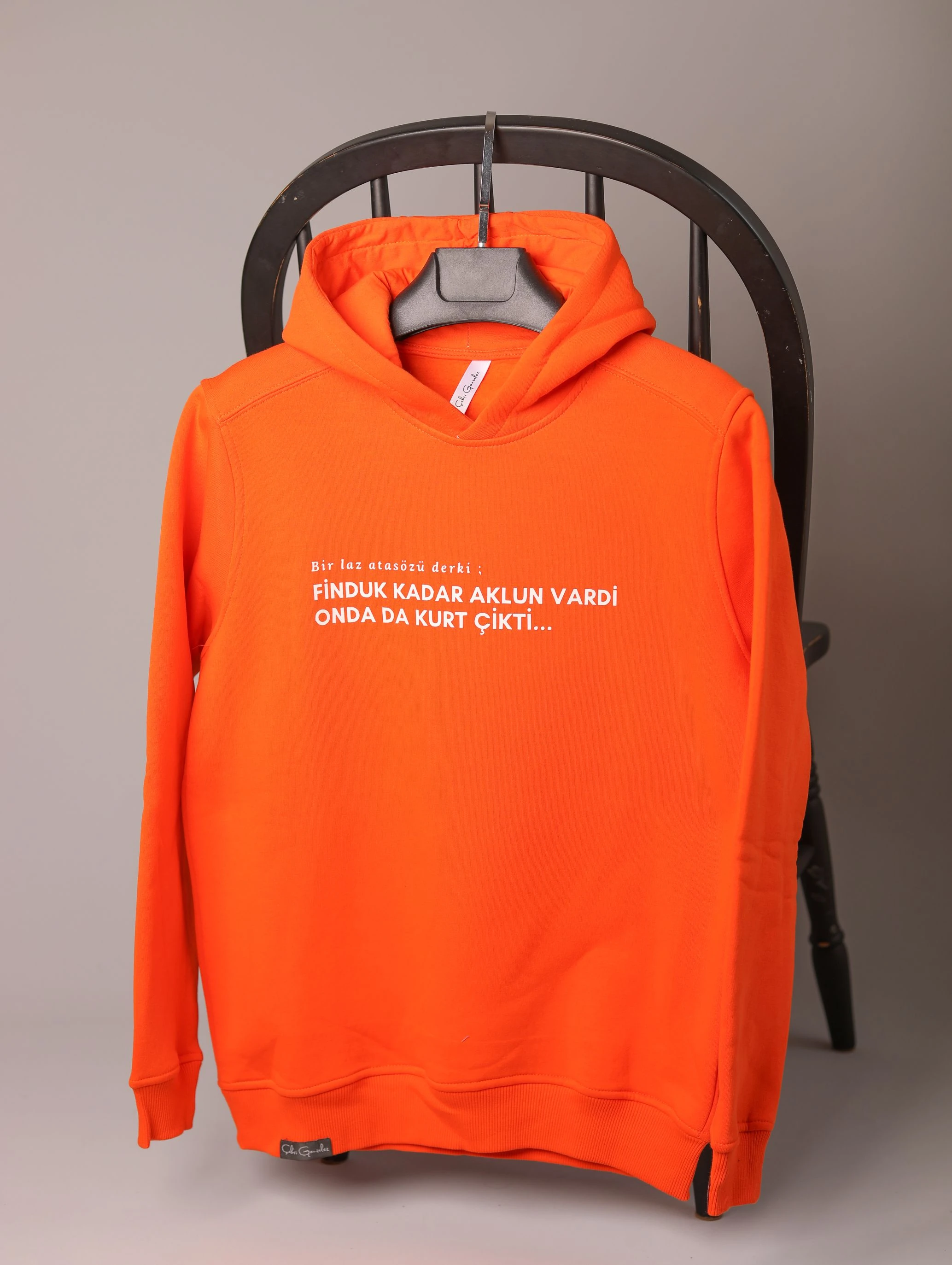 Kurt Çikti - Kapşonlu Sivit