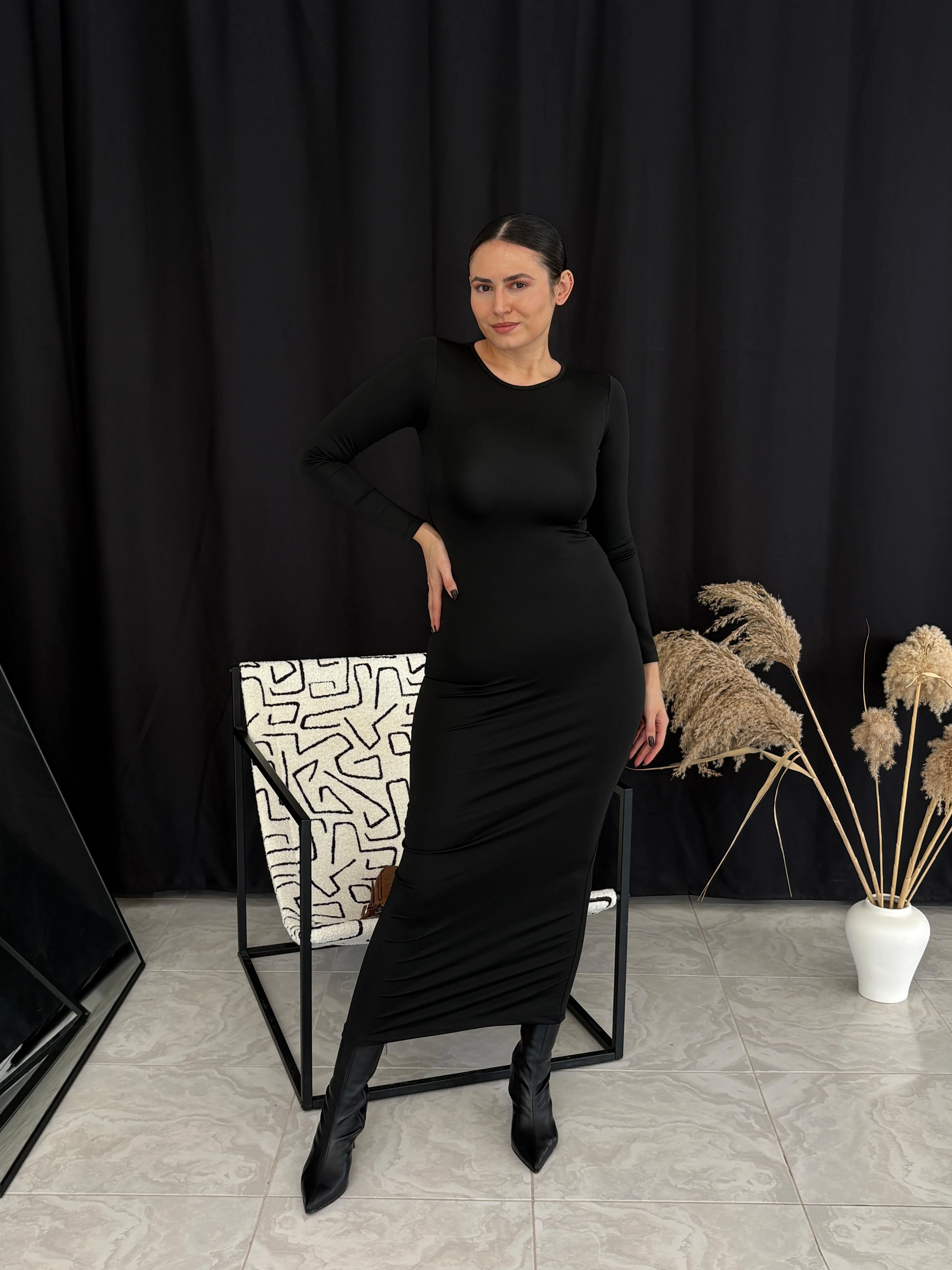 Uzun Kollu Toparlayıcı Maxi Elbise