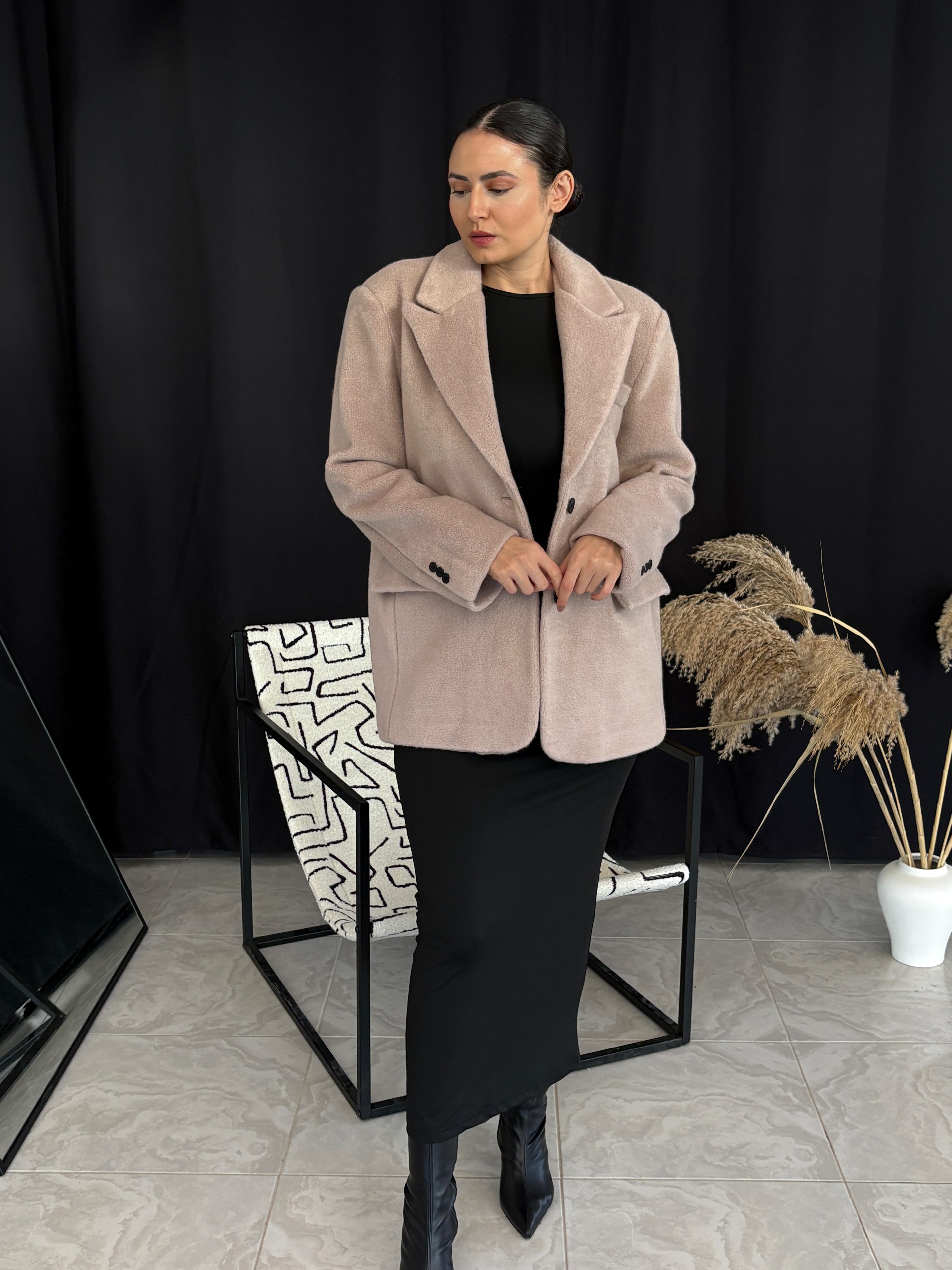  Yumuşak Dokulu Blazer Ceket