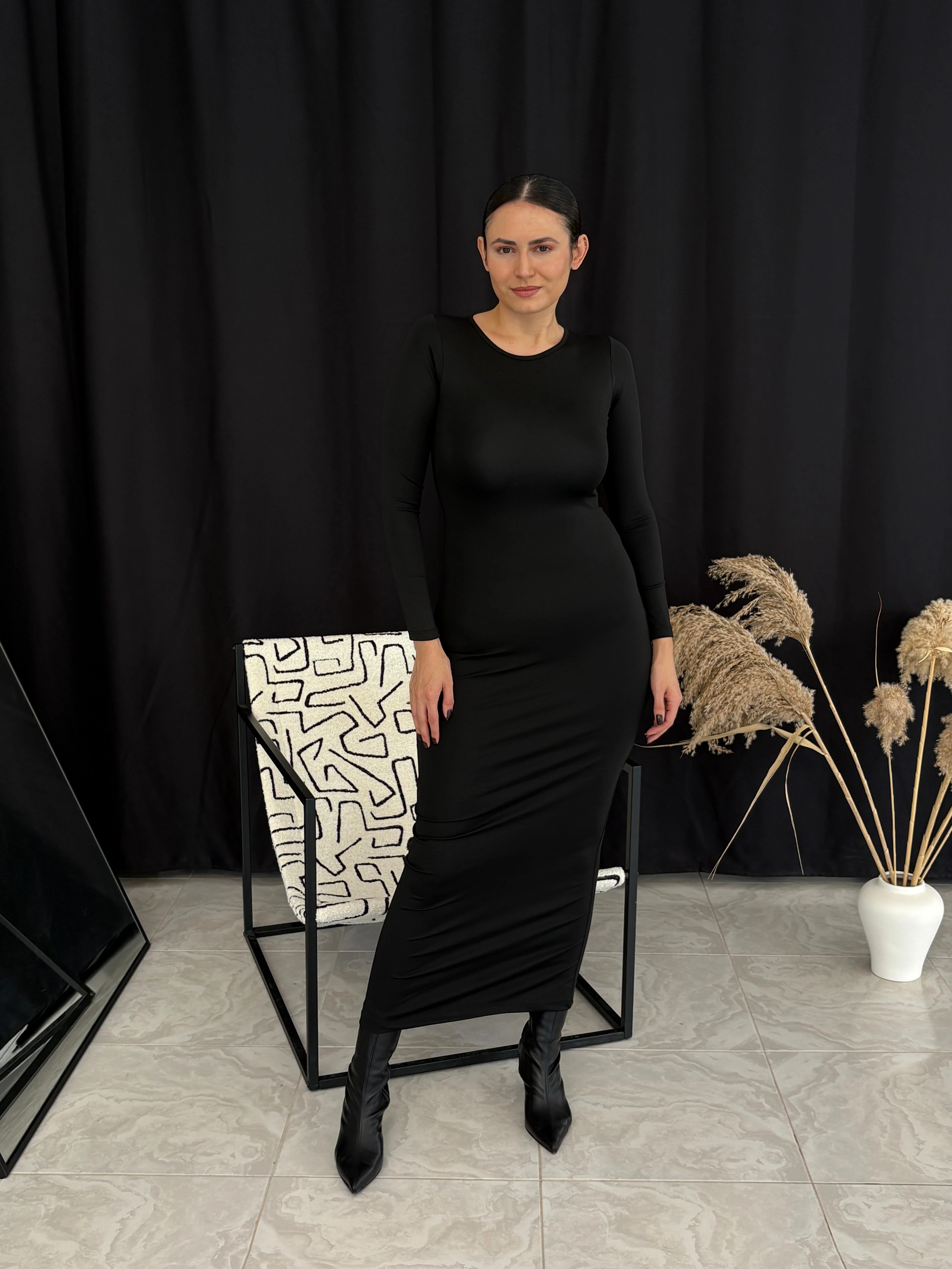 Uzun Kollu Toparlayıcı Maxi Elbise