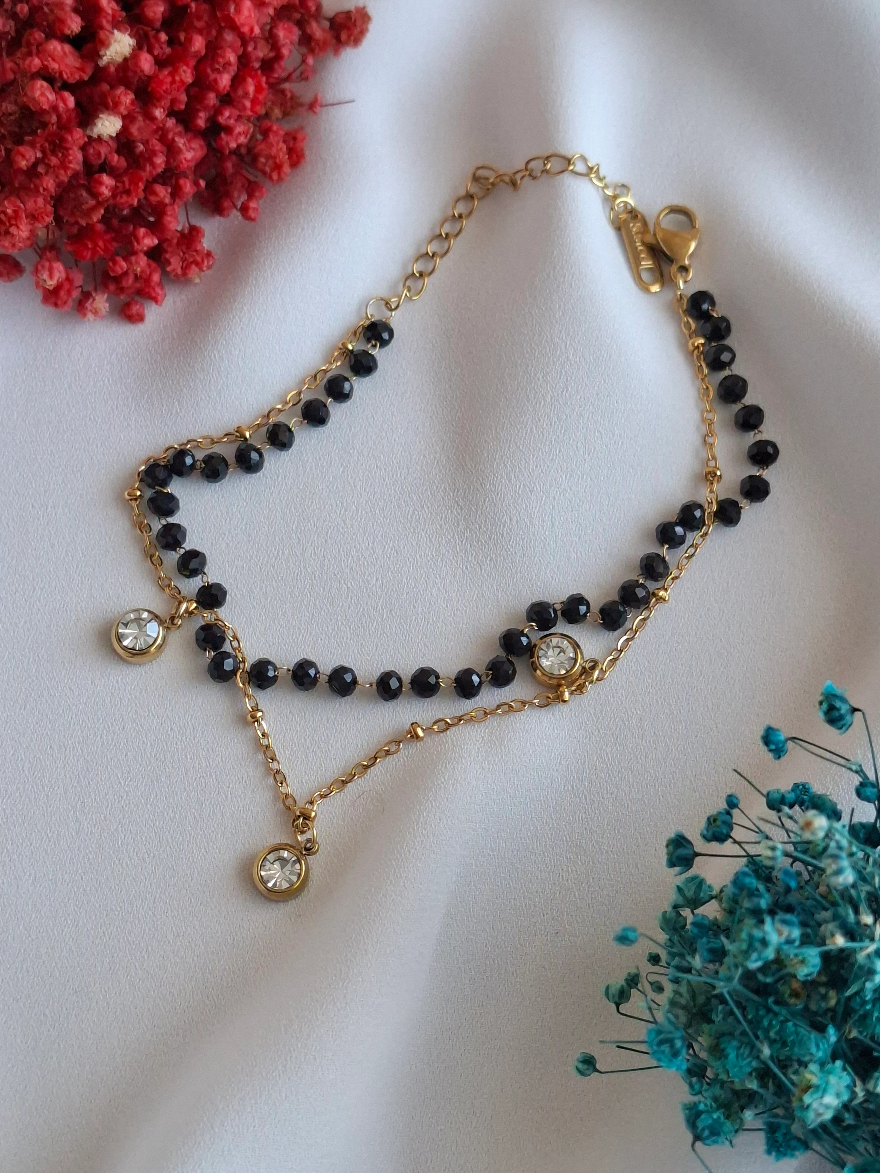 Çelik Siyah Taşlı Gold Bileklik image